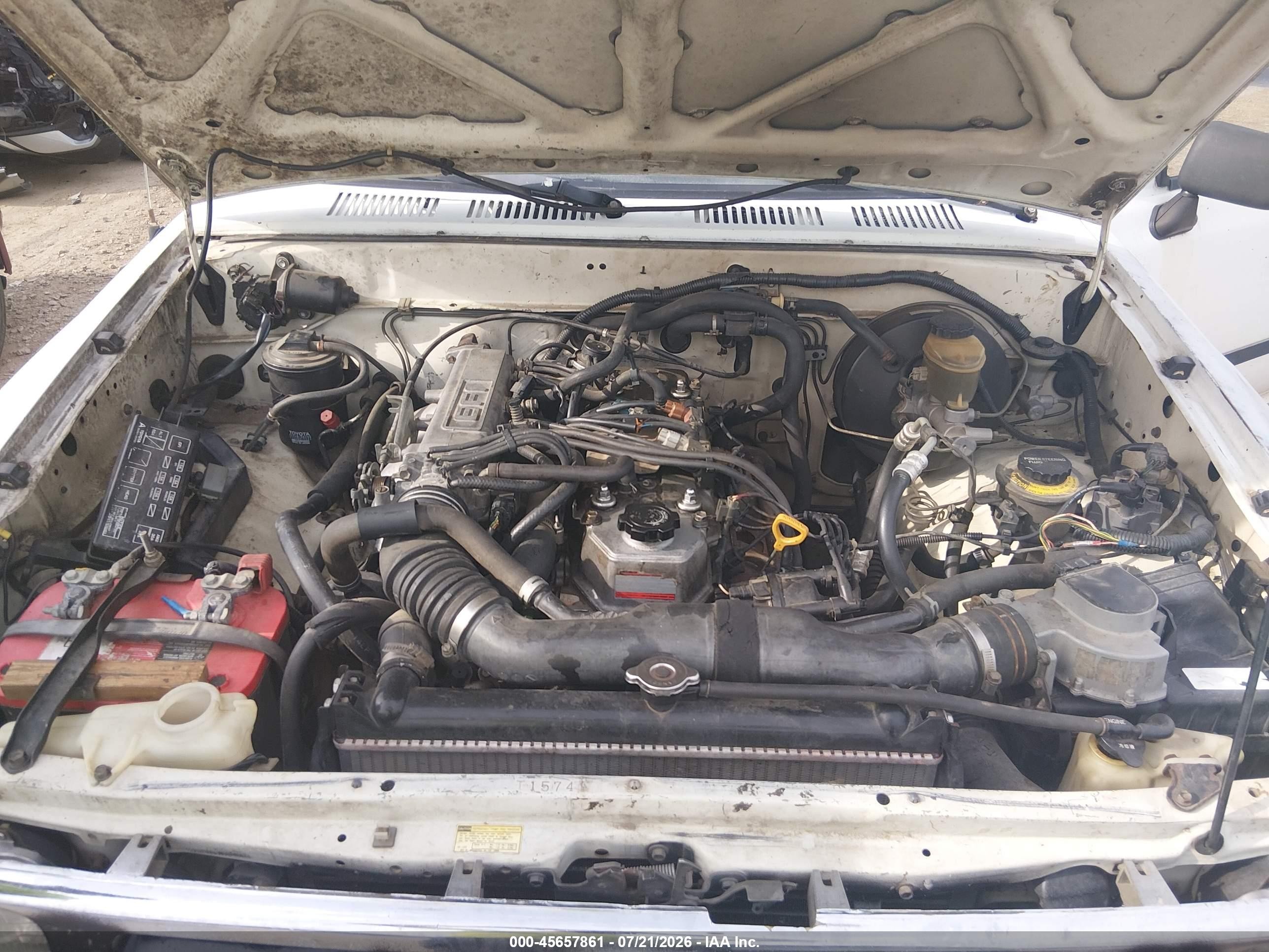 1993 Toyota Pickup 1/2 Ton Short Whlbase Stb White vin: 4TARN81A2PZ117840