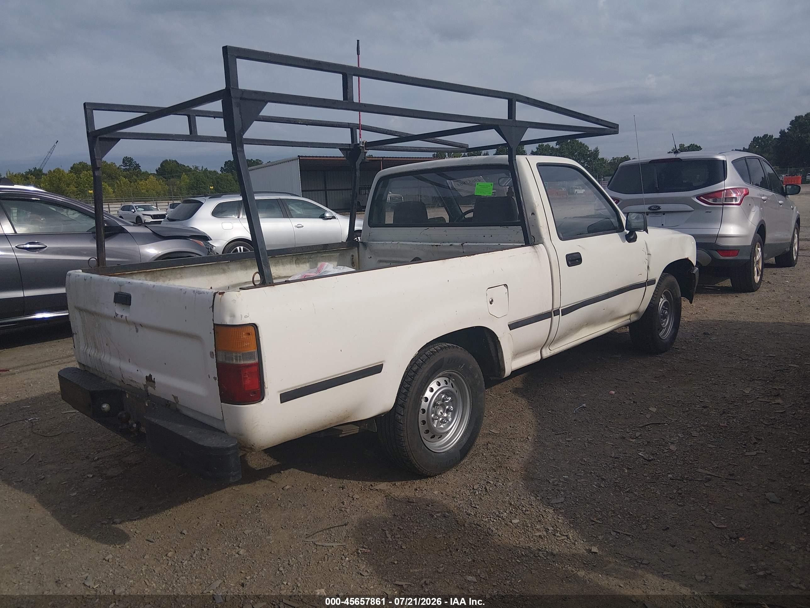 1993 Toyota Pickup 1/2 Ton Short Whlbase Stb White vin: 4TARN81A2PZ117840