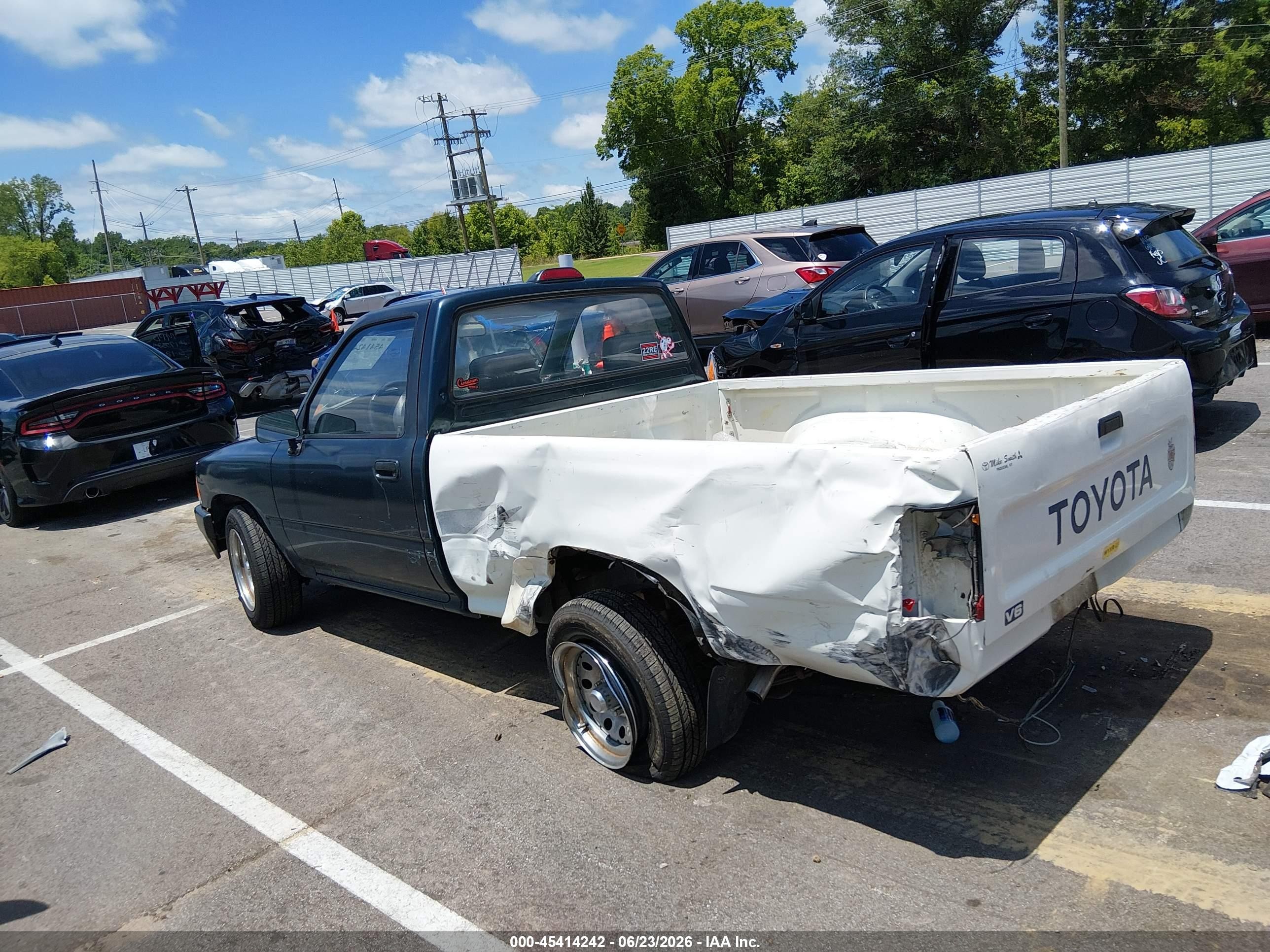 1994 Toyota Pickup 1/2 Ton Short Whlbase Stb Green vin: 4TARN81A2RZ269040