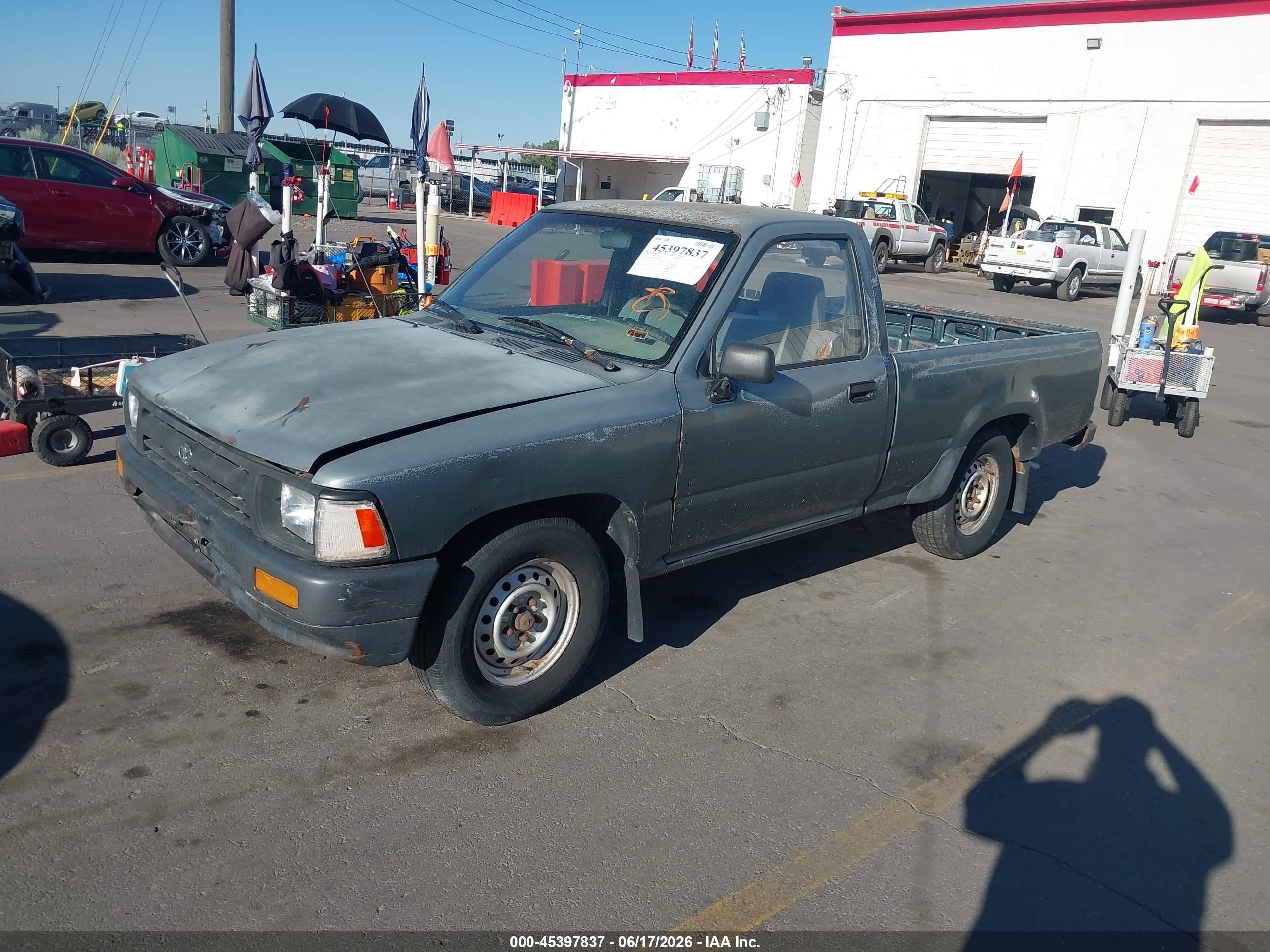 1993 Toyota Pickup 1/2 Ton Short Whlbase Stb Black vin: 4TARN81A3PZ102831
