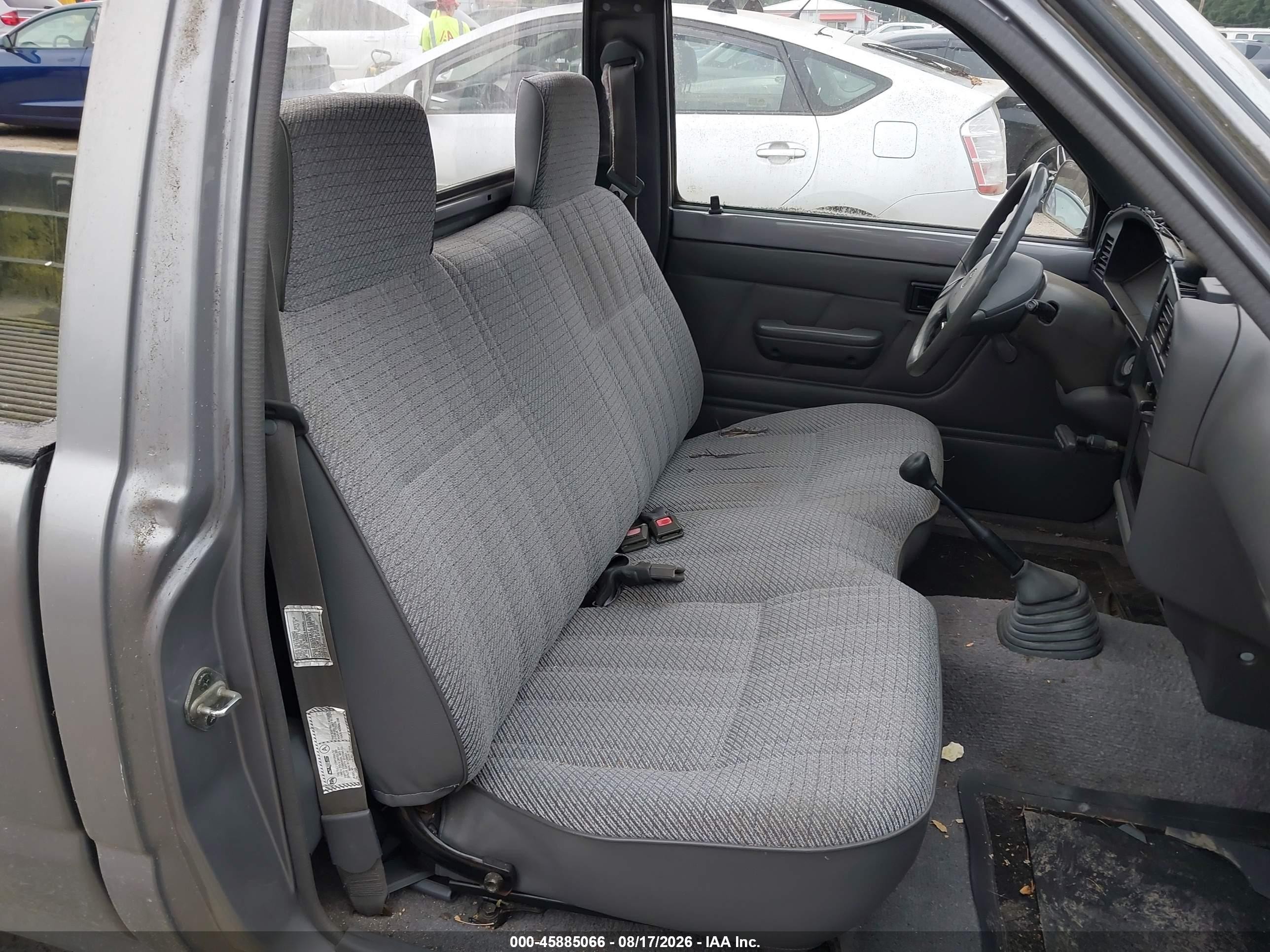 1994 Toyota Pickup 1/2 Ton Short Whlbase Stb Gray vin: 4TARN81A3RZ301719