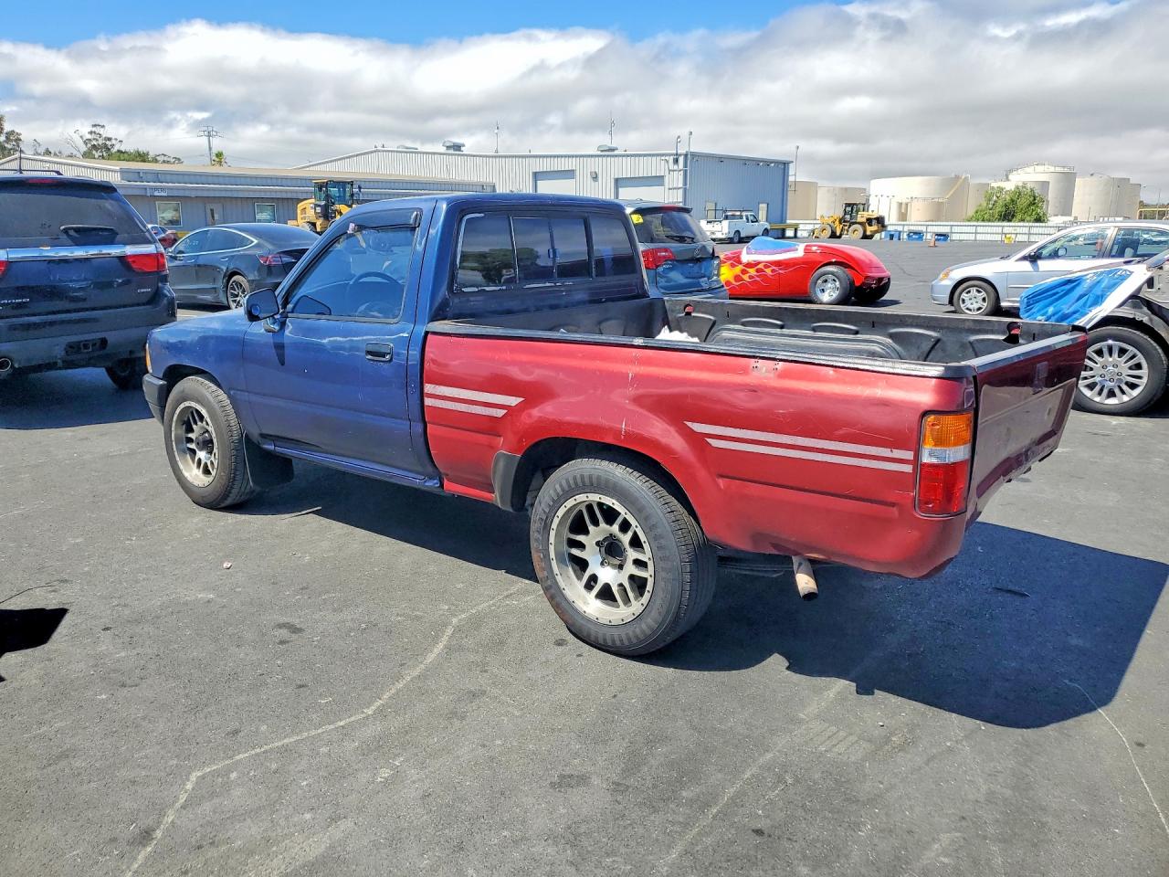 1993 Toyota Pickup 1/2 Ton Short Wheelbase Stb Two Tone vin: 4TARN81A4PZ112395