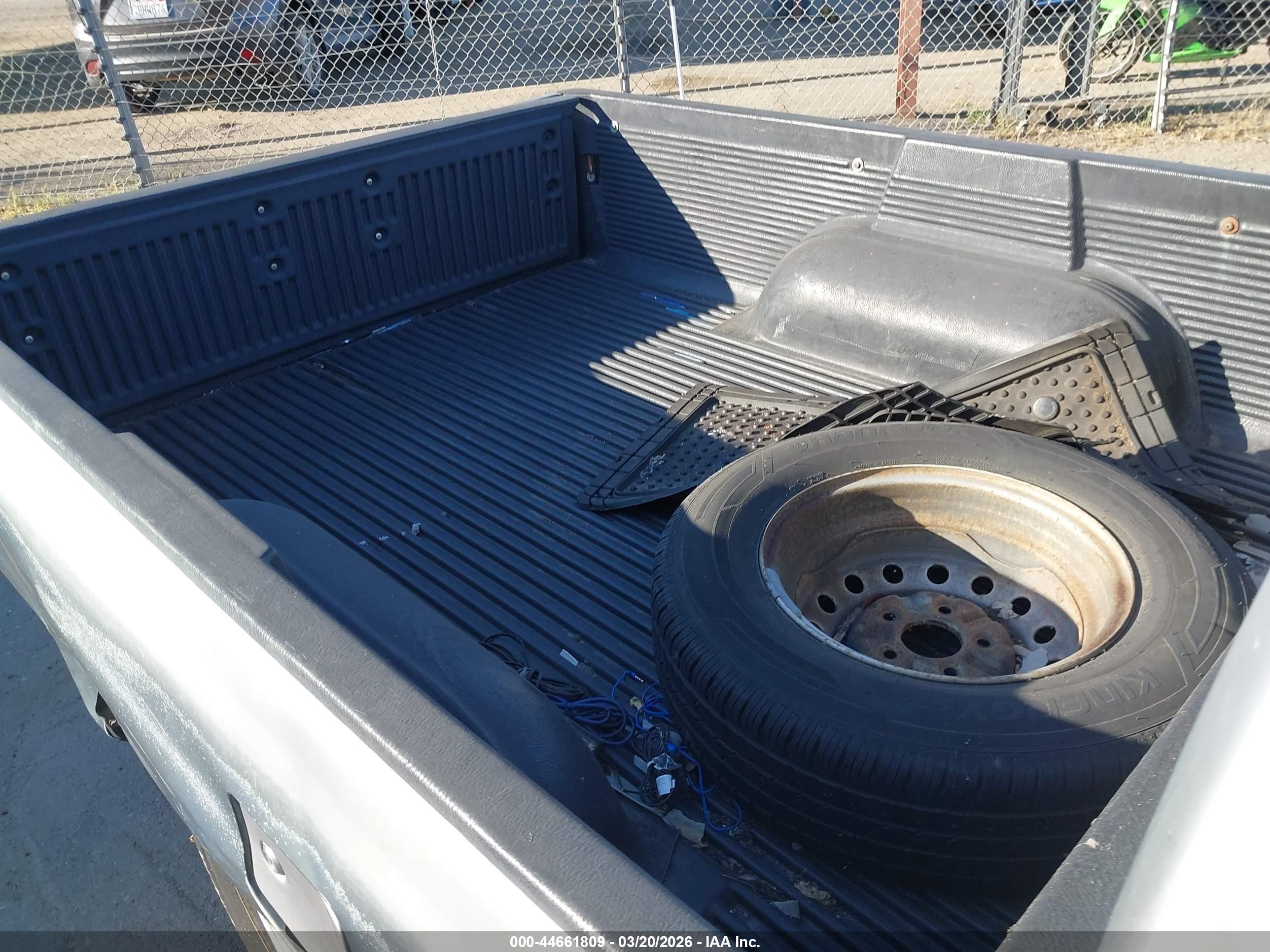 1993 Toyota Pickup 1/2 Ton Short Whlbase Stb Gray vin: 4TARN81A5PZ157071