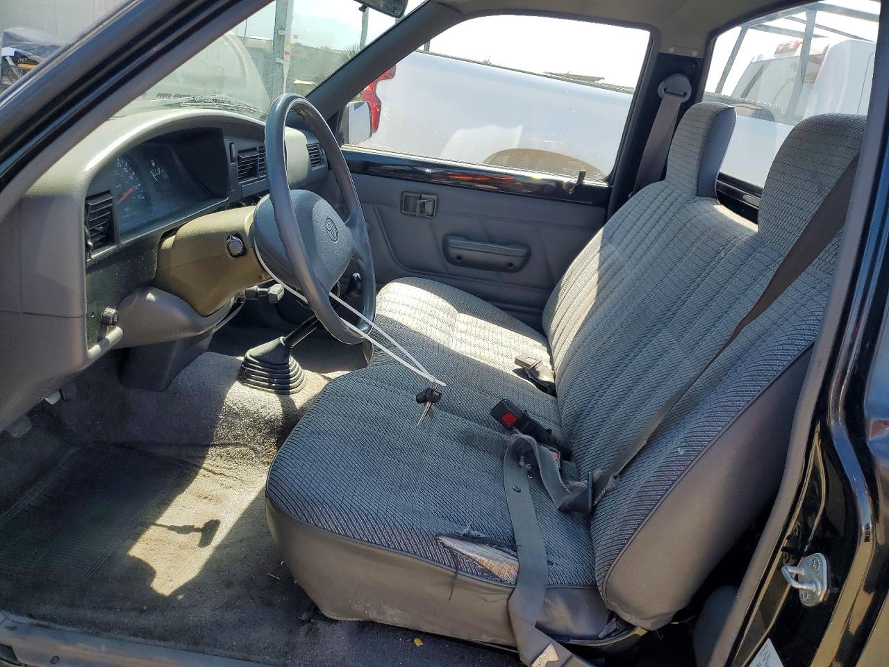 1994 Toyota Pickup Base Black vin: 4TARN81A5RZ278640