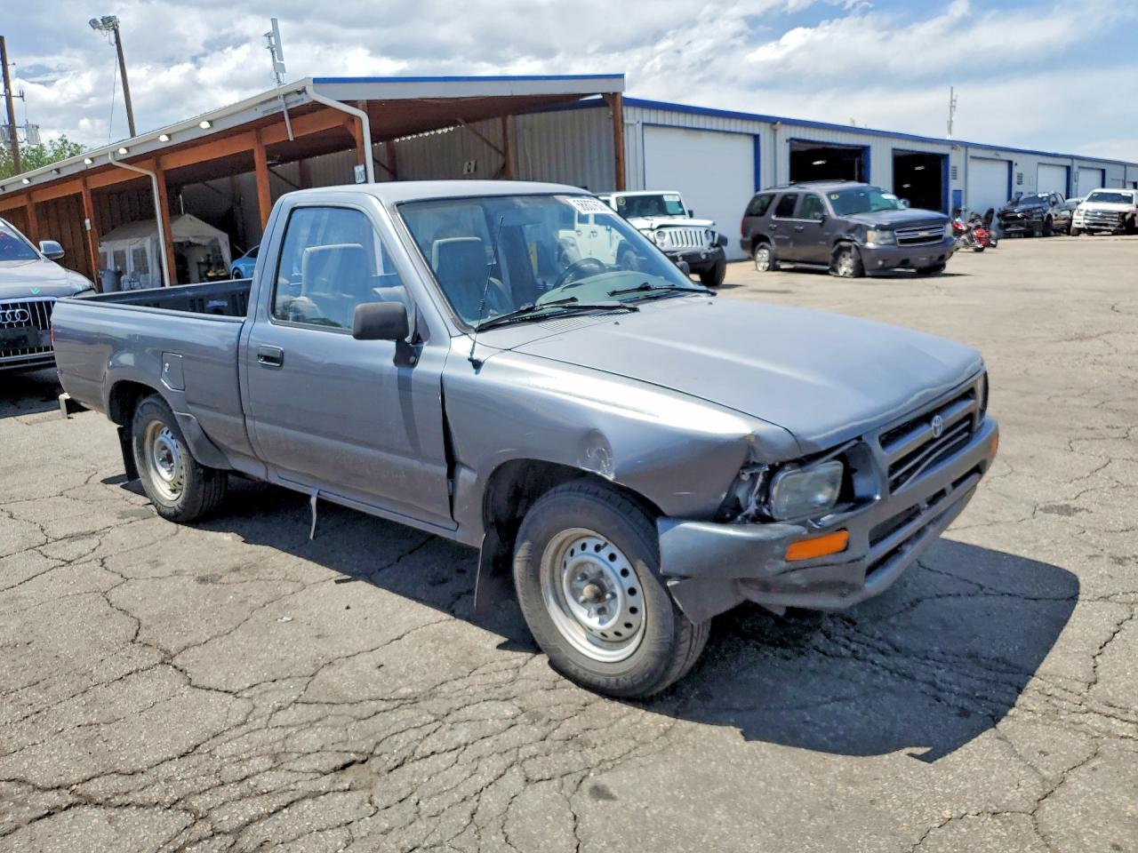 1992 Toyota Pickup Base Gray vin: 4TARN81A6NZ014711