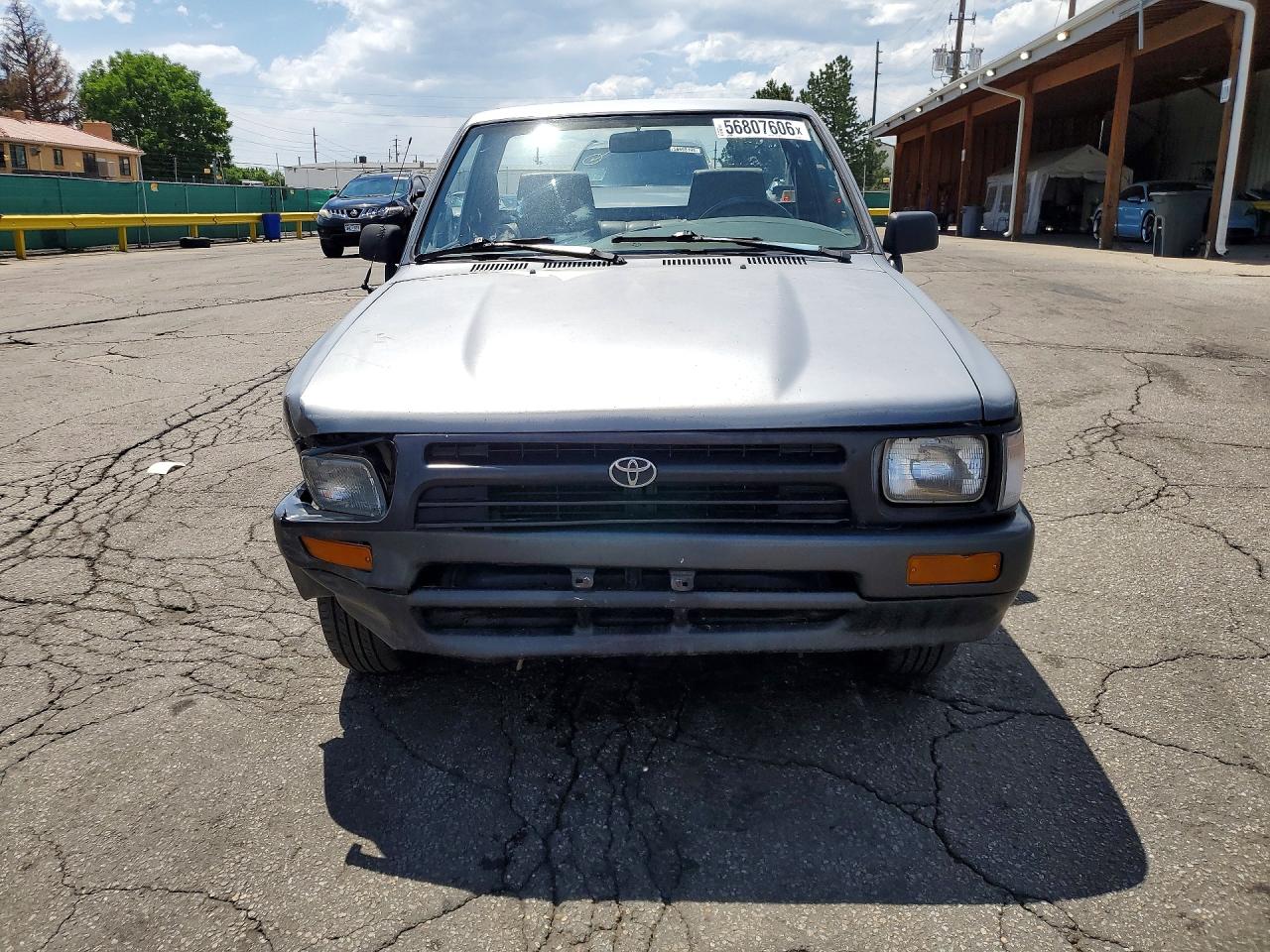 1992 Toyota Pickup Base Gray vin: 4TARN81A6NZ014711