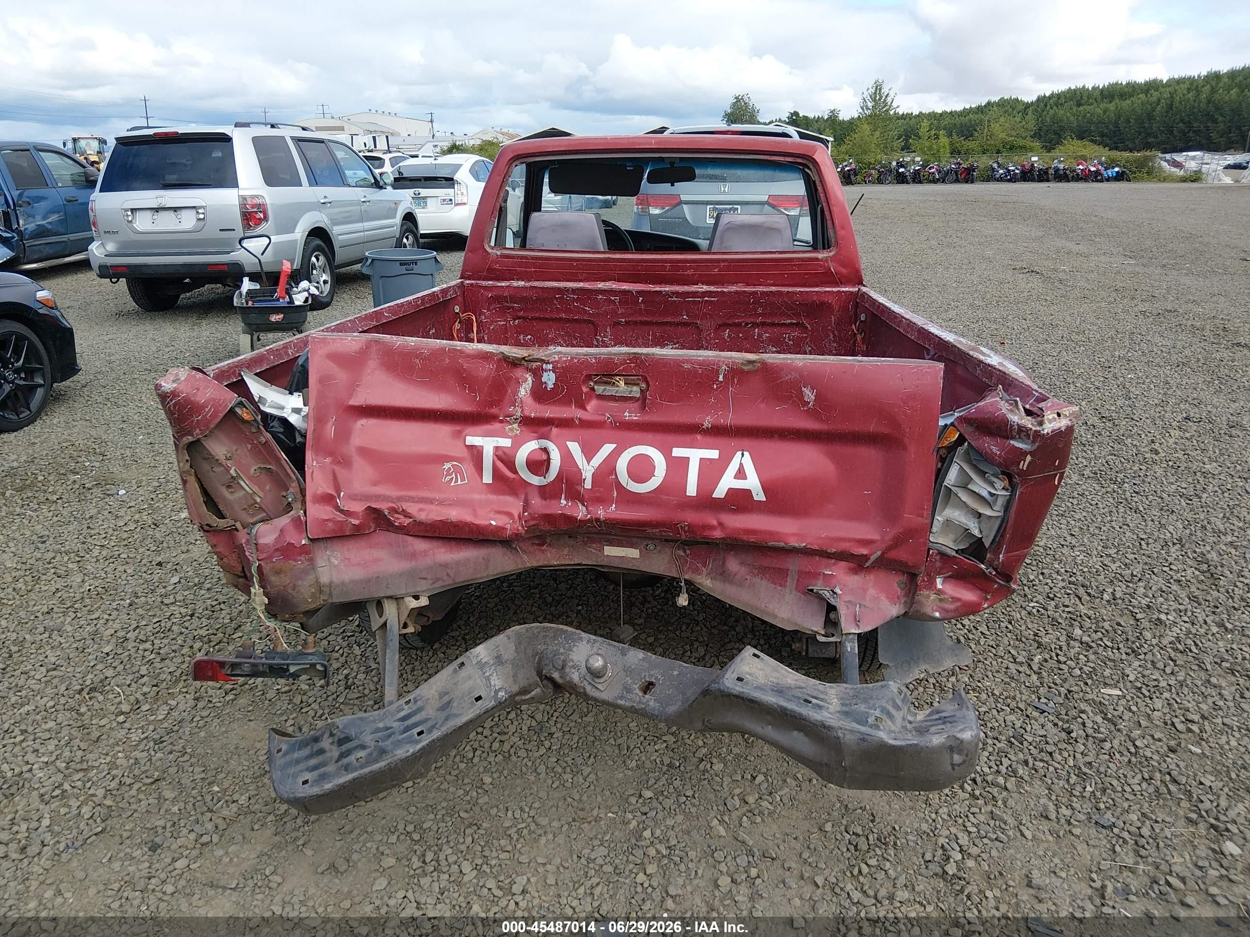 1993 Toyota Pickup 1/2 Ton Short Whlbase Stb Red vin: 4TARN81A7PZ095656
