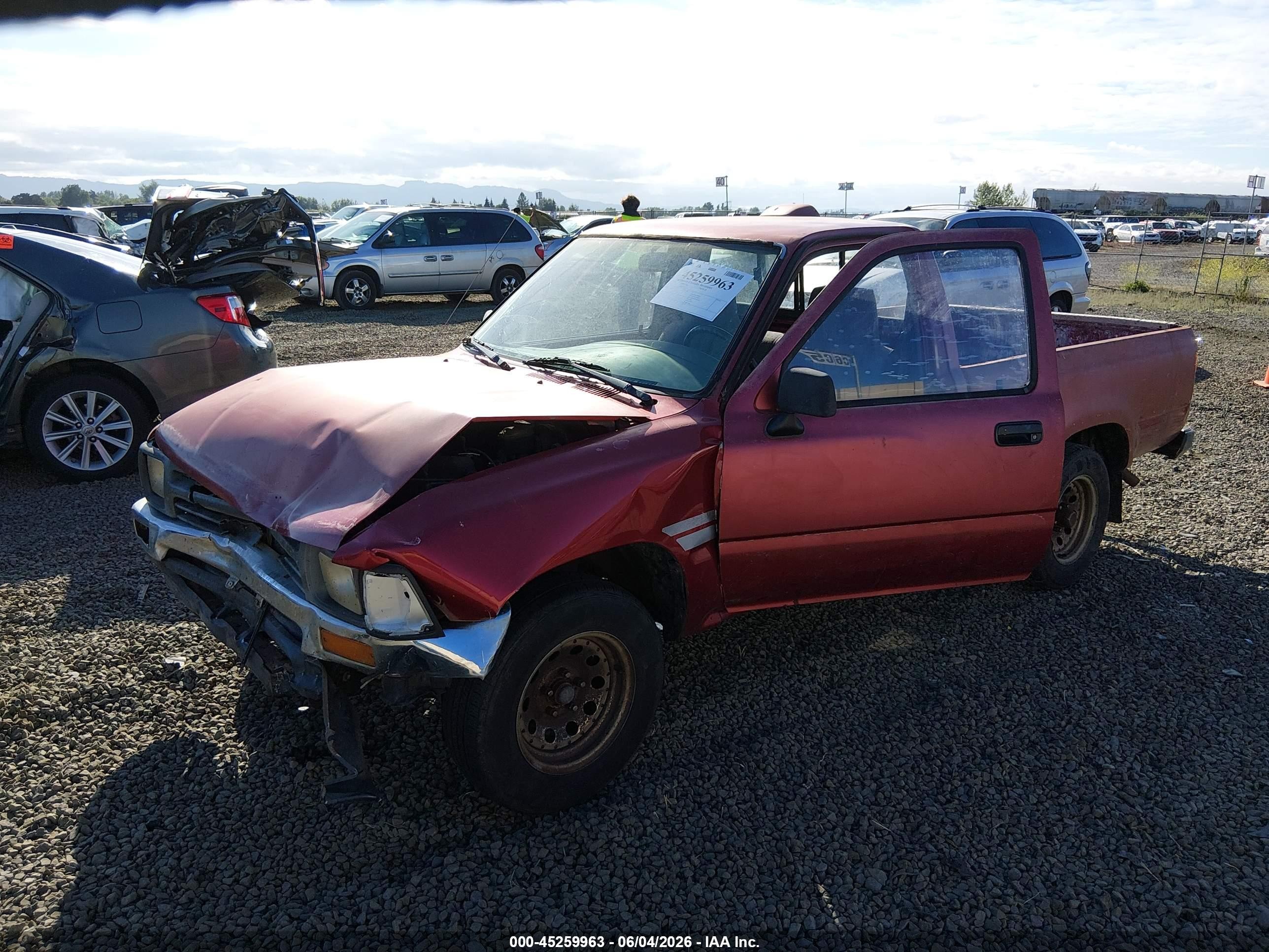 1994 Toyota Pickup 1/2 Ton Short Whlbase Stb Темно-бордовый vin: 4TARN81A8RZ267342