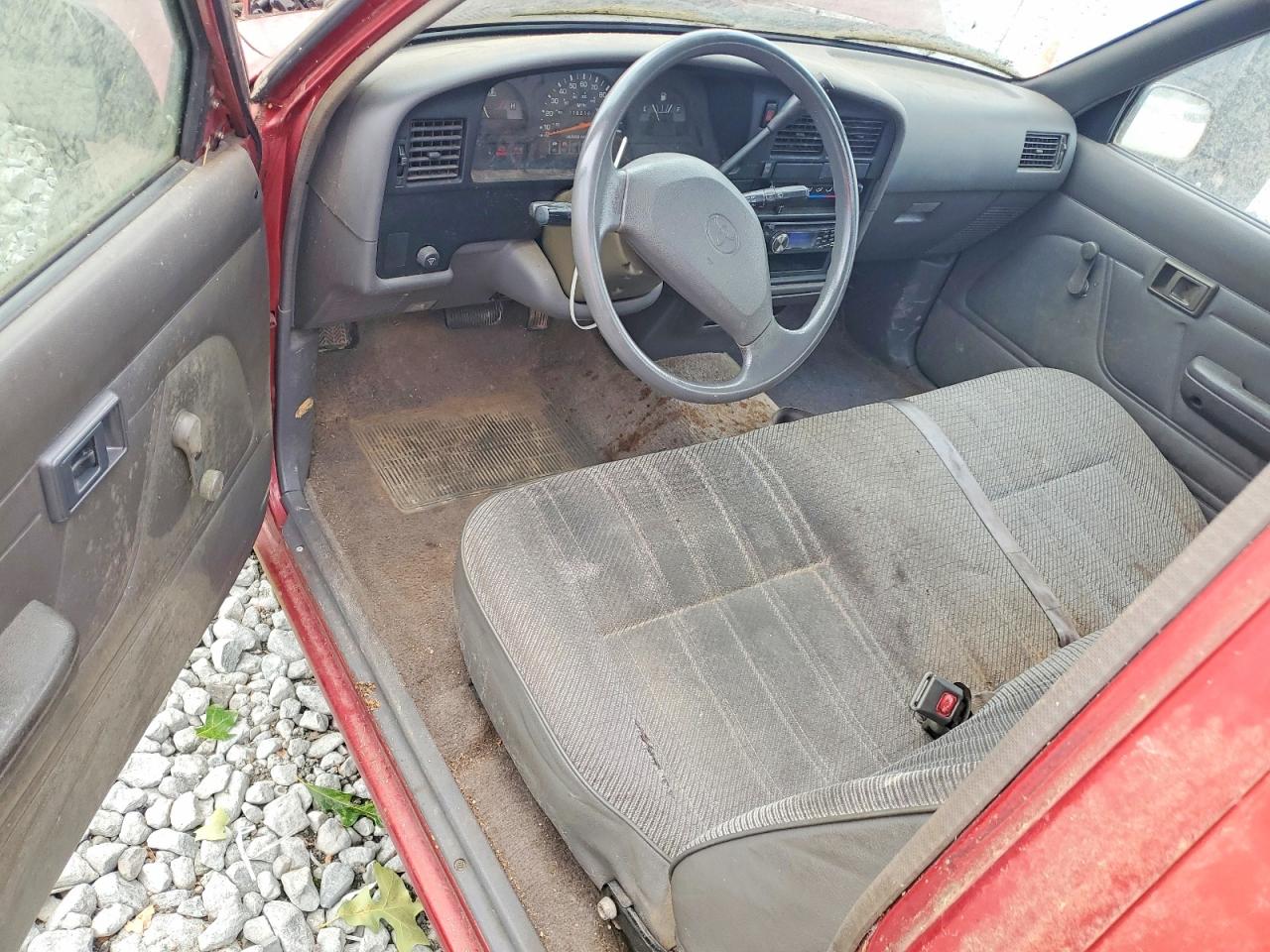 1994 Toyota Pickup 1/2 Ton Short Wheelbase Dx Red vin: 4TARN81P7RZ278370