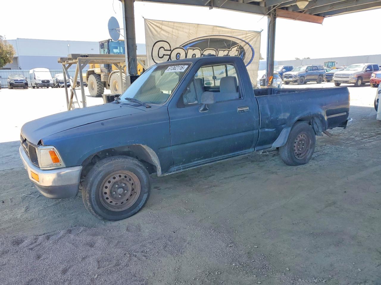 1995 Toyota Pickup 1/2 Ton Short Wheelbase Dx Green vin: 4TARN81P9SZ321709