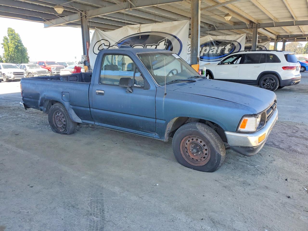 1995 Toyota Pickup 1/2 Ton Short Wheelbase Dx Green vin: 4TARN81P9SZ321709