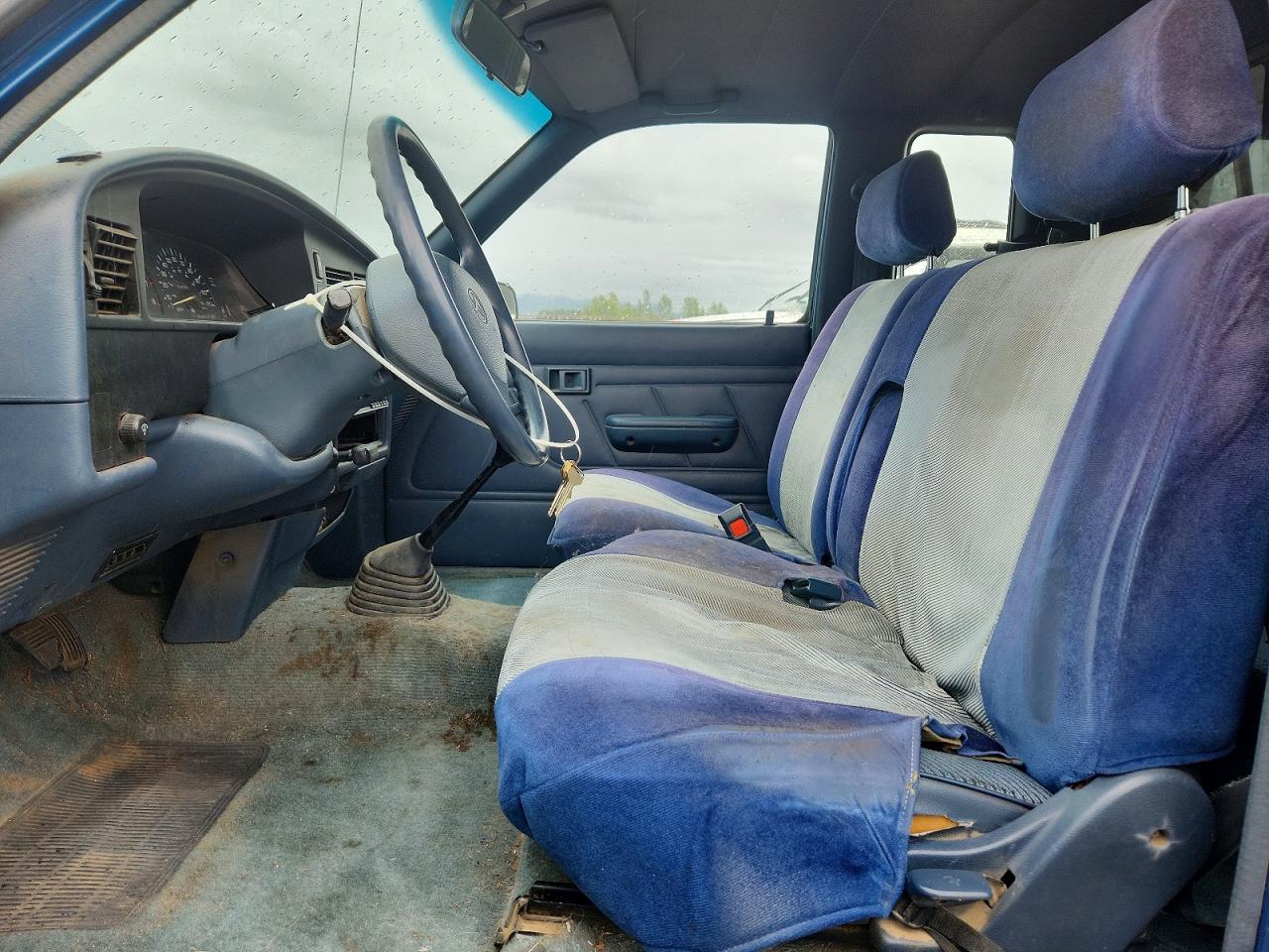 1994 Toyota Pickup Dx Blue vin: 4TARN93P8RZ264187