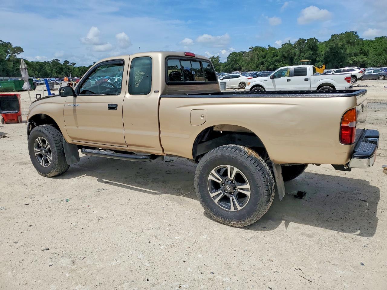 1998 Toyota Tacoma Xtracab Prerunner Tan vin: 4TASM92N5WZ131886