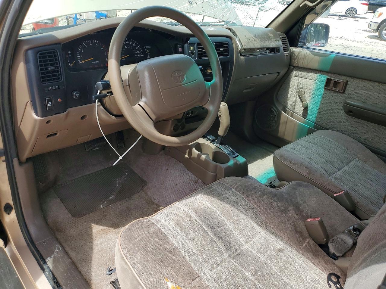 1998 Toyota Tacoma Xtracab Prerunner Tan vin: 4TASM92N5WZ131886