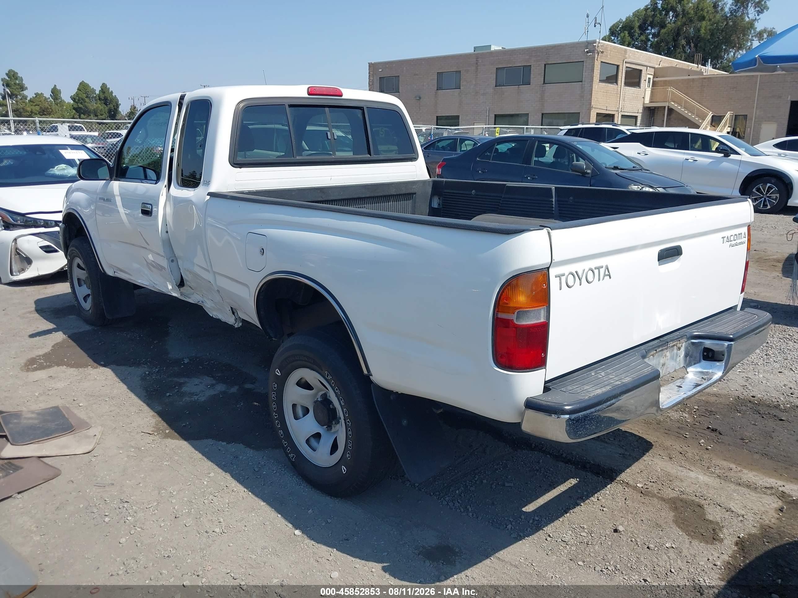 2000 Toyota Tacoma Prerunner White vin: 4TASM92N6YZ600907