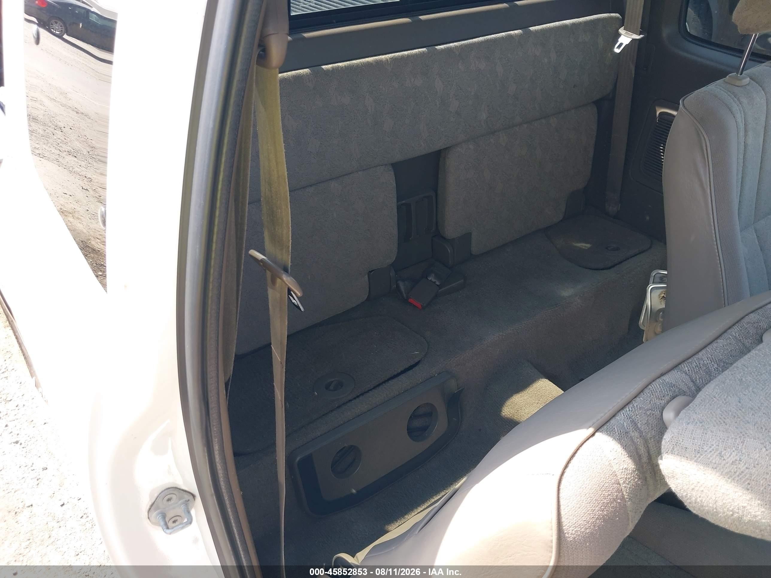 2000 Toyota Tacoma Prerunner White vin: 4TASM92N6YZ600907