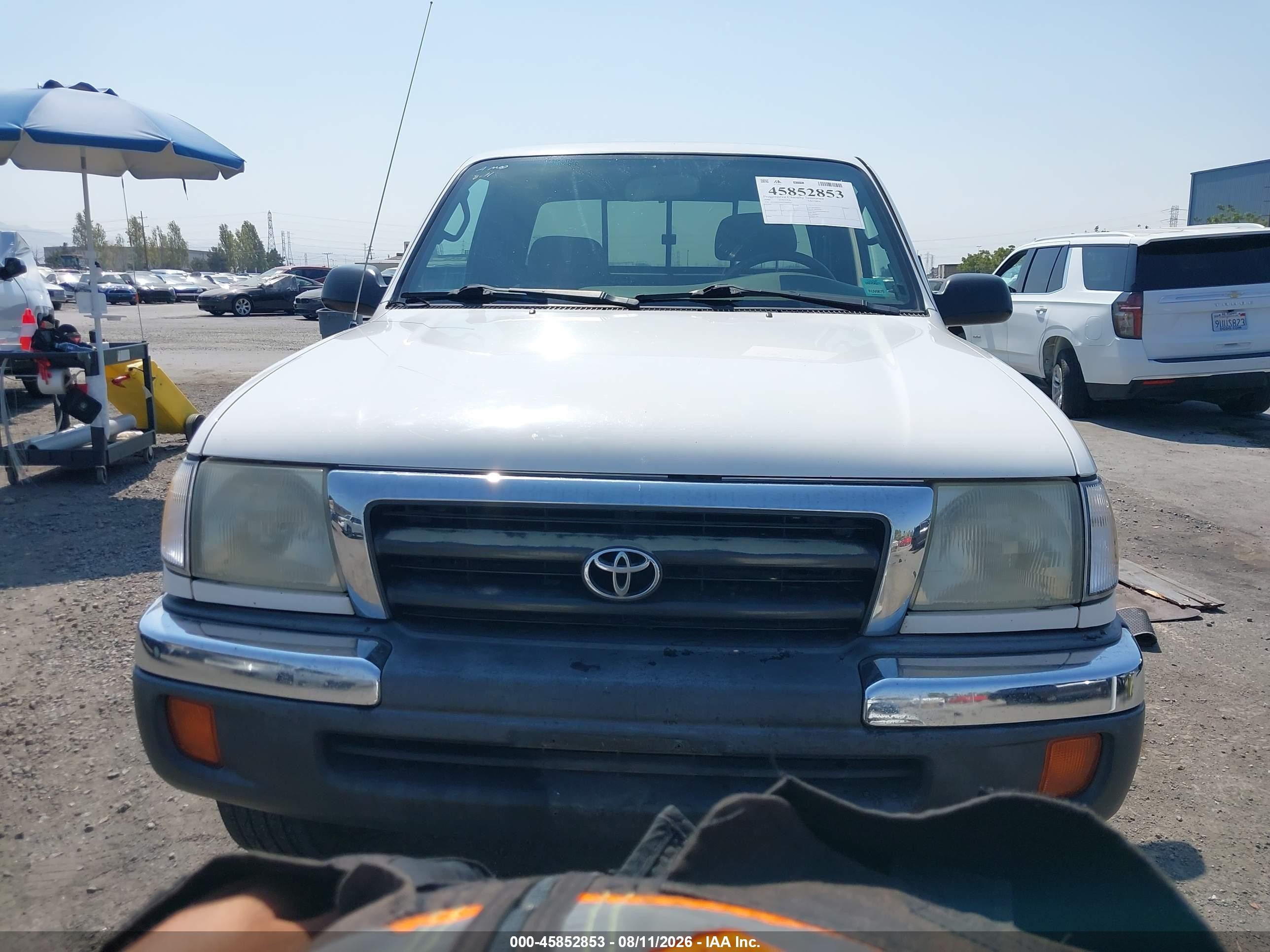 2000 Toyota Tacoma Prerunner White vin: 4TASM92N6YZ600907