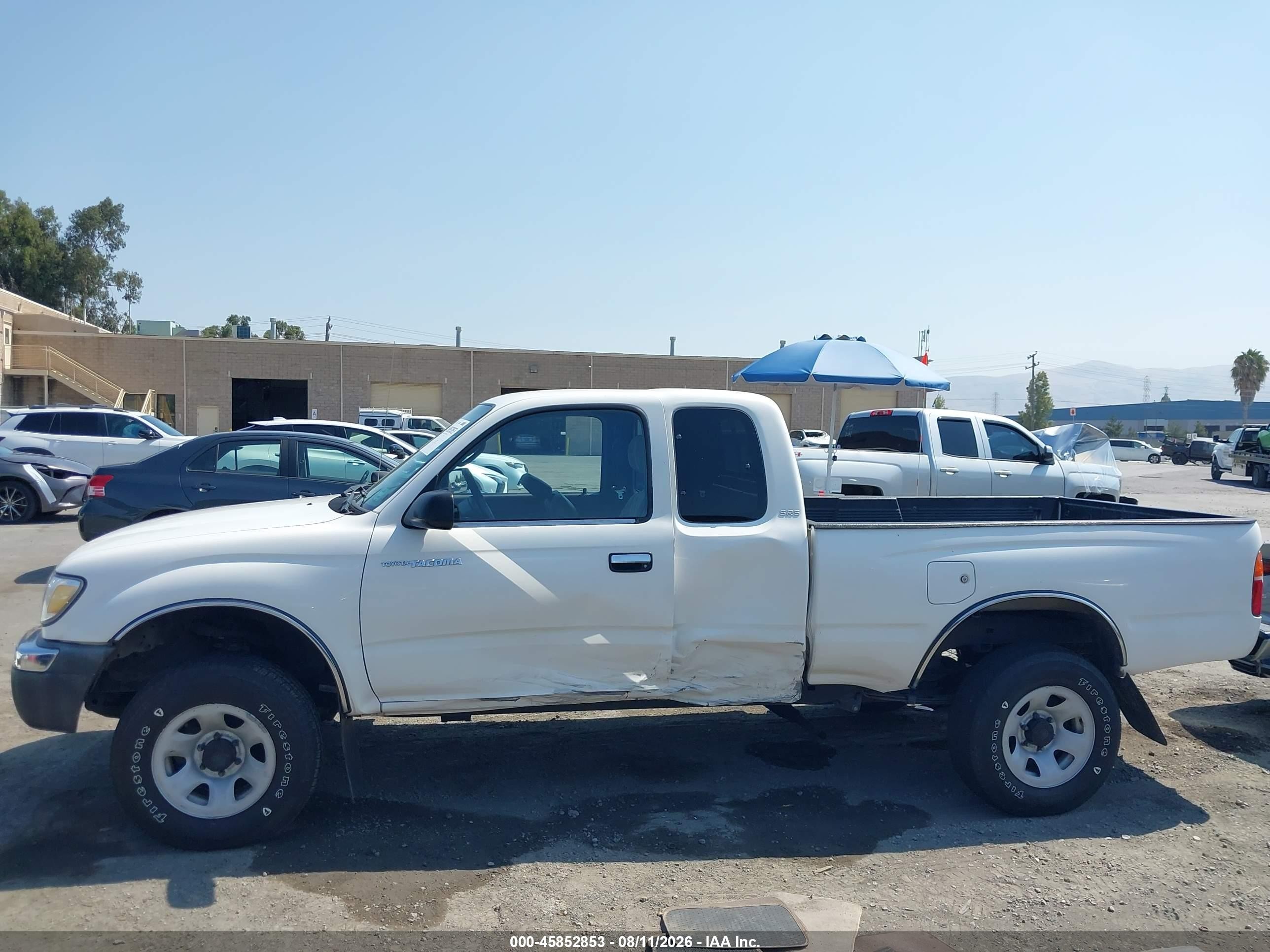 2000 Toyota Tacoma Prerunner White vin: 4TASM92N6YZ600907