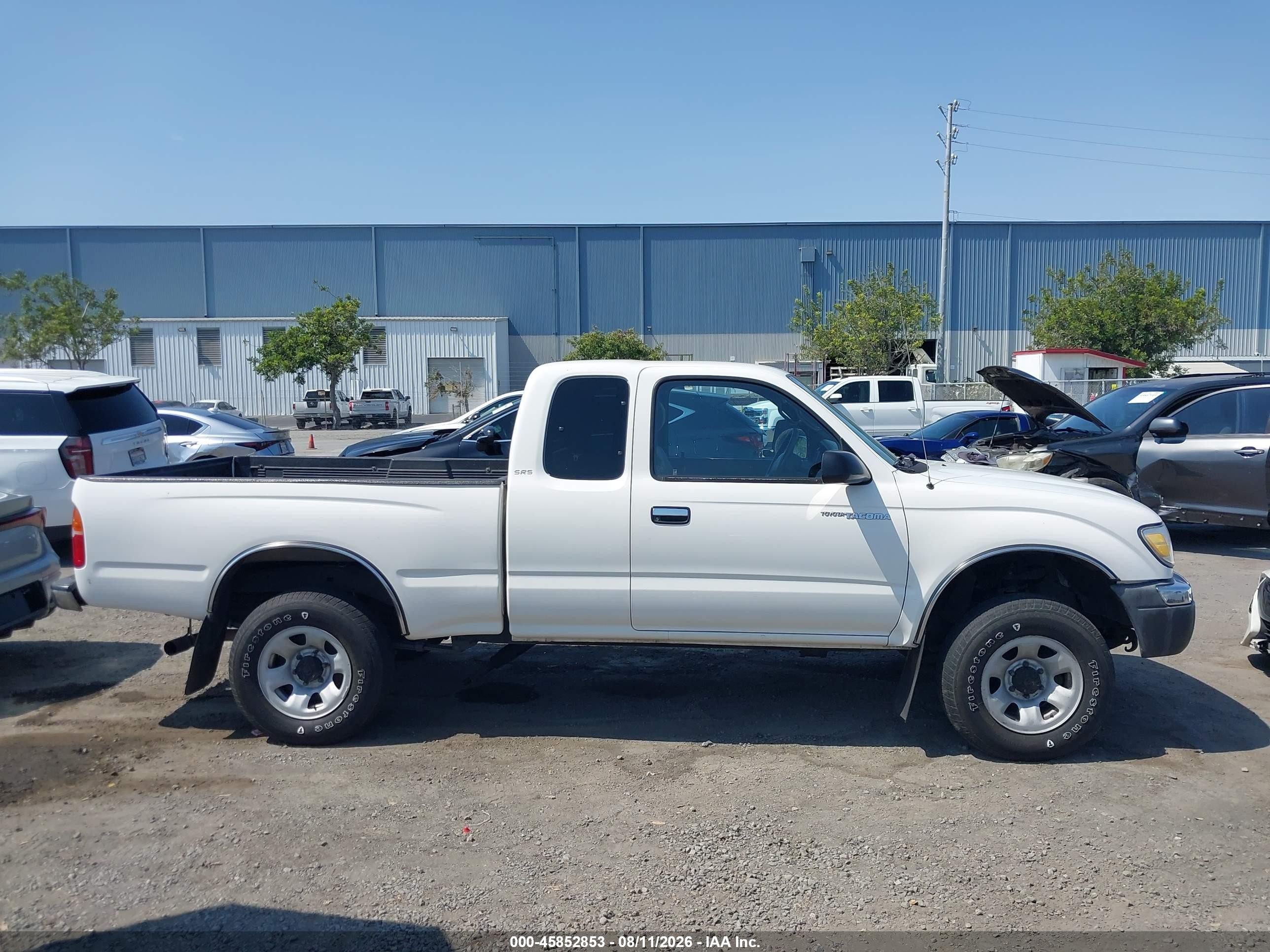 2000 Toyota Tacoma Prerunner White vin: 4TASM92N6YZ600907