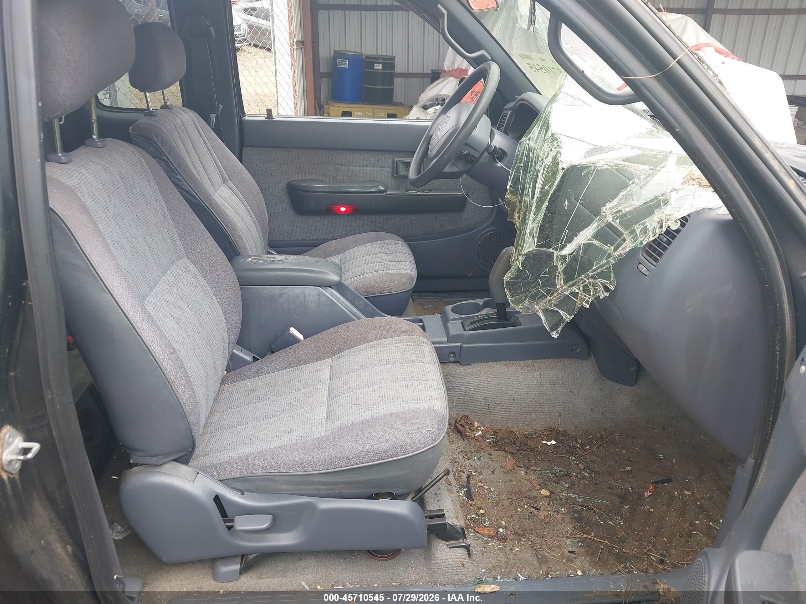 1999 Toyota Tacoma Prerunner Black vin: 4TASM92N8XZ562692