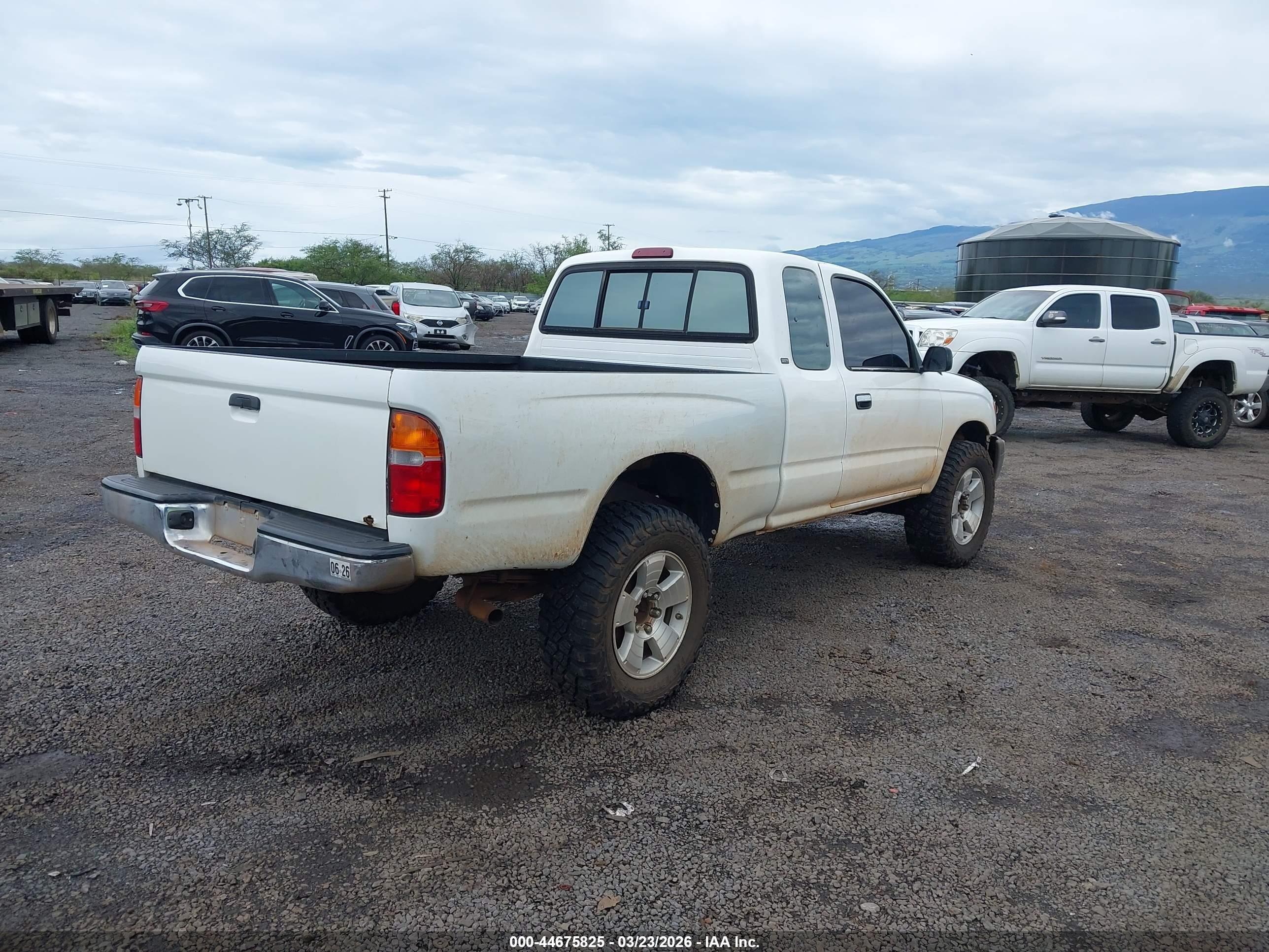 1998 Toyota Tacoma Prerunner White vin: 4TASM92NXWZ153690