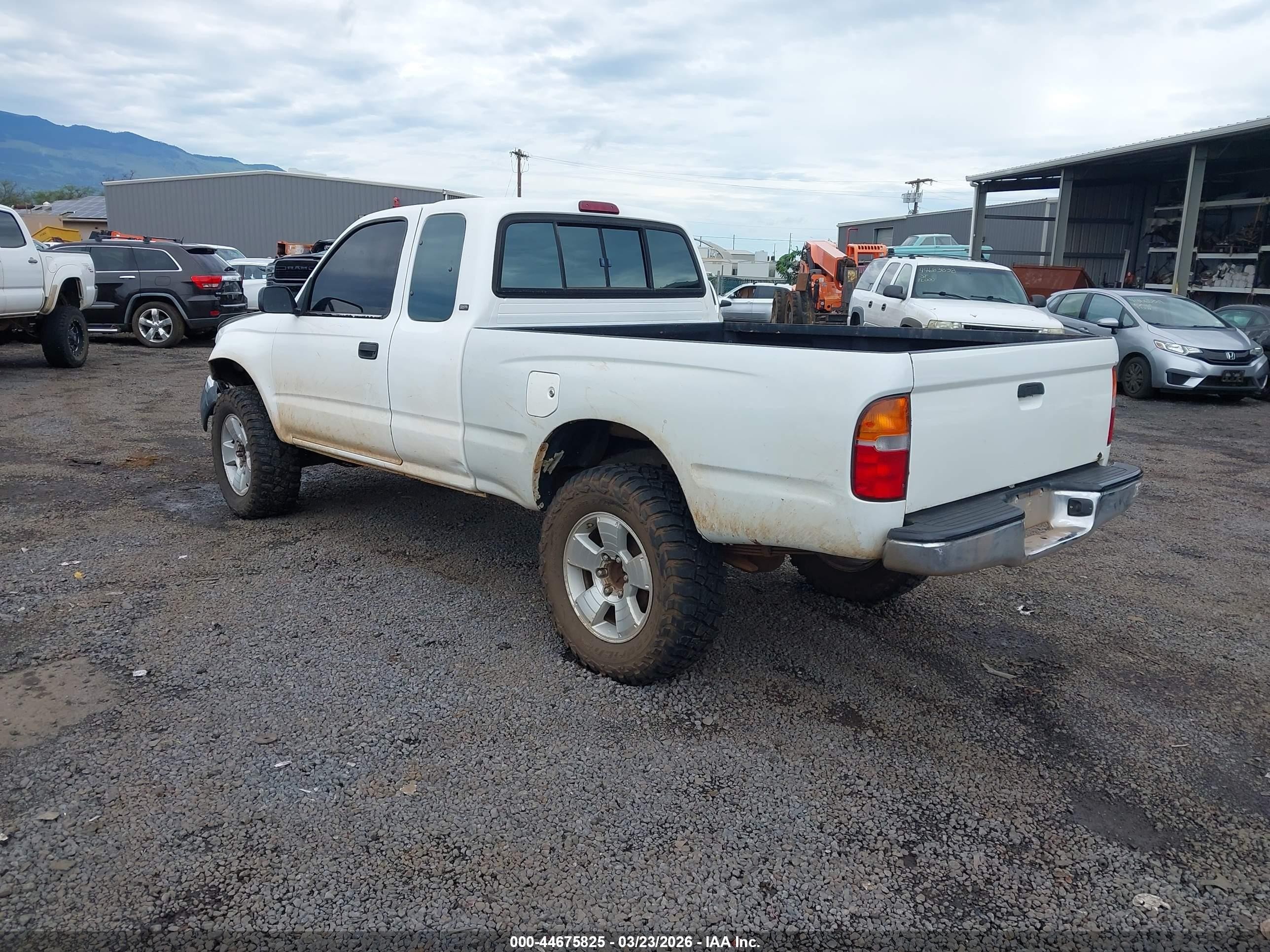 1998 Toyota Tacoma Prerunner White vin: 4TASM92NXWZ153690