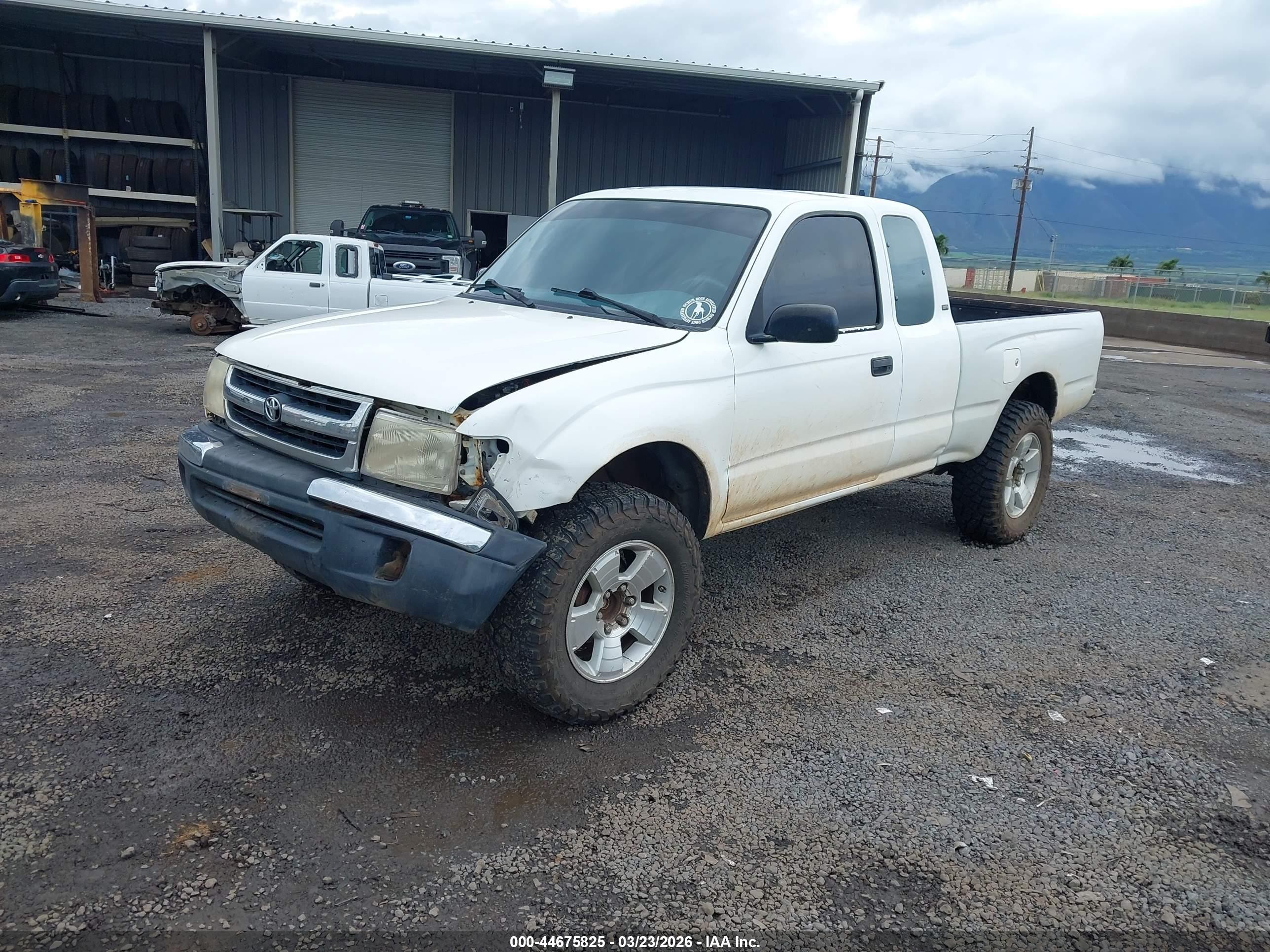 1998 Toyota Tacoma Prerunner White vin: 4TASM92NXWZ153690