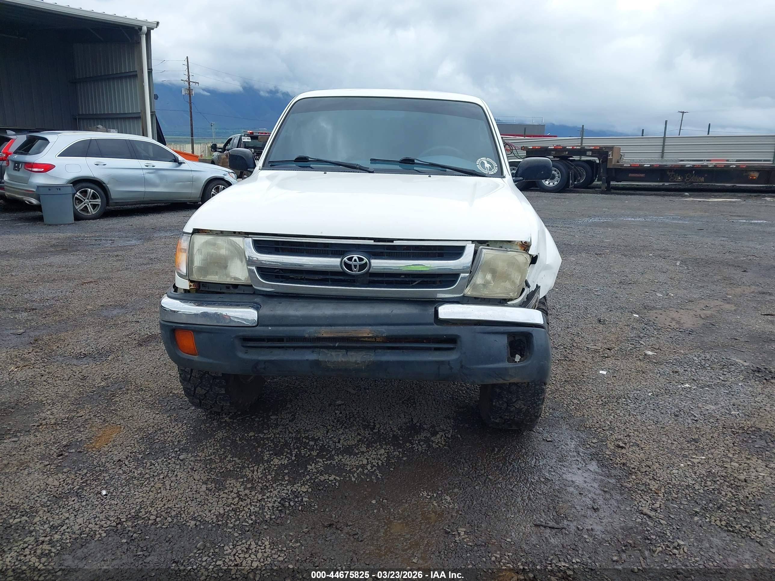 1998 Toyota Tacoma Prerunner White vin: 4TASM92NXWZ153690