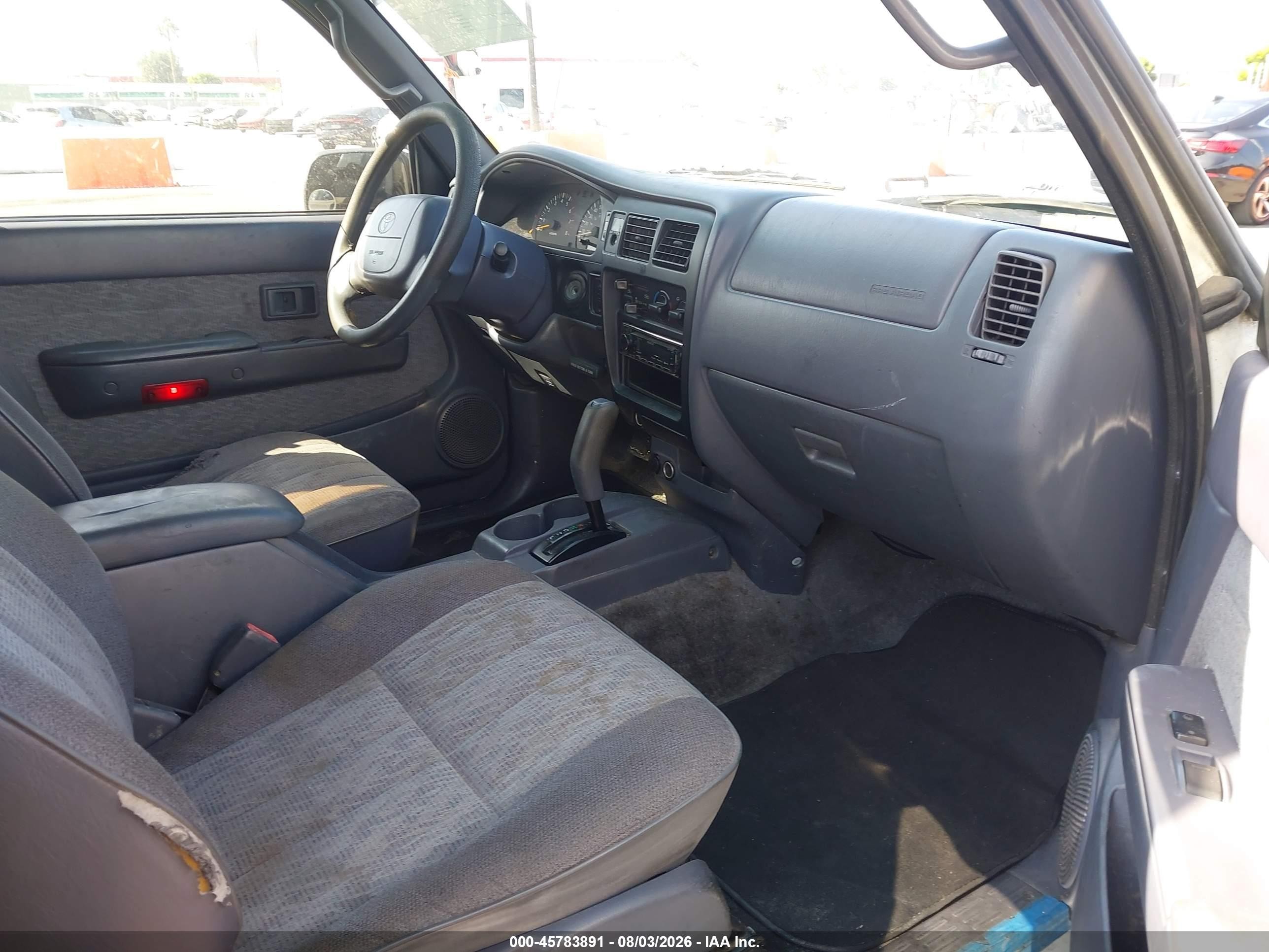 1998 Toyota Tacoma Prerunner V6 White vin: 4TASN92N0WZ132733