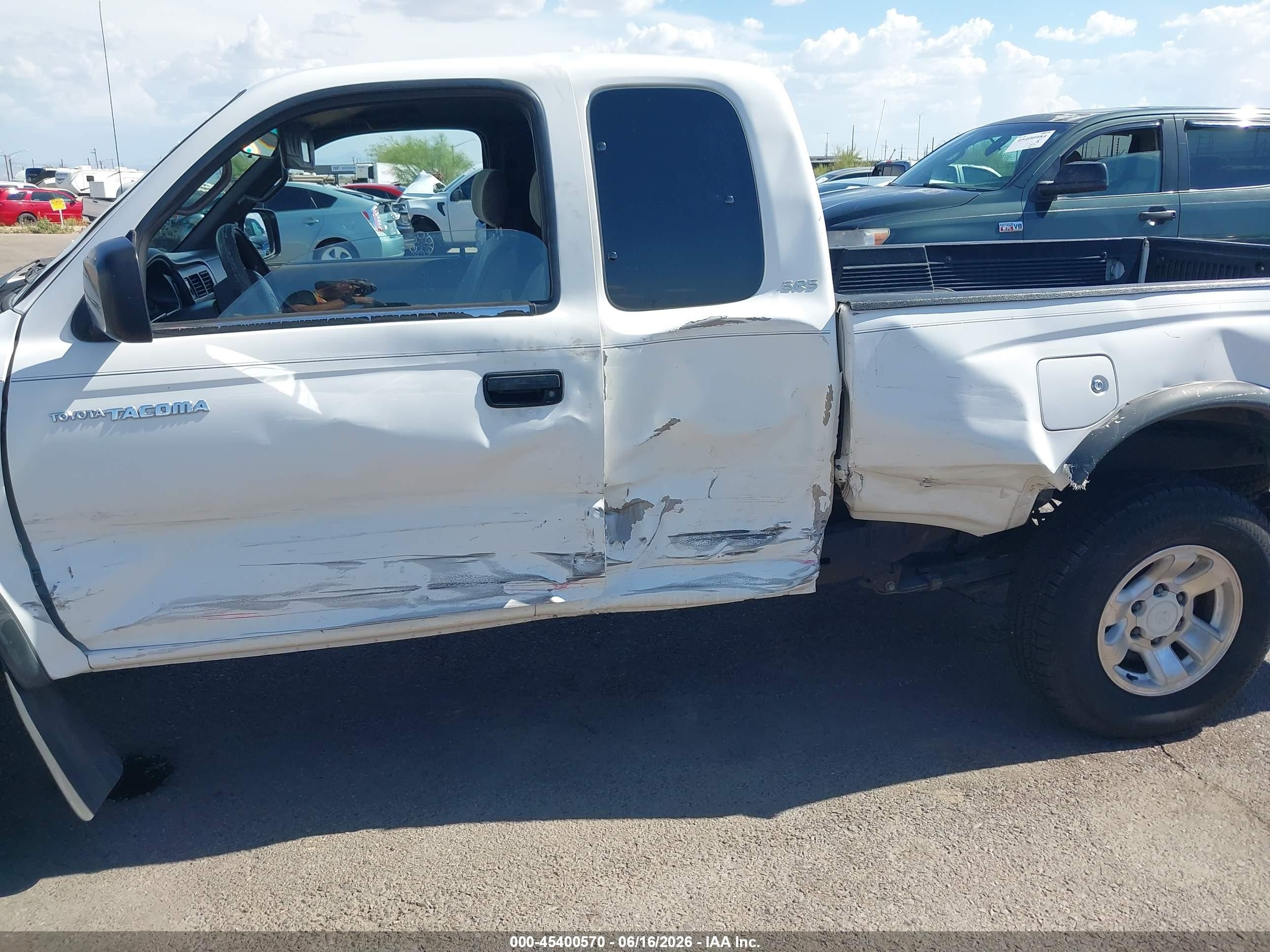 2000 Toyota Tacoma Prerunner V6 White vin: 4TASN92N0YZ644785