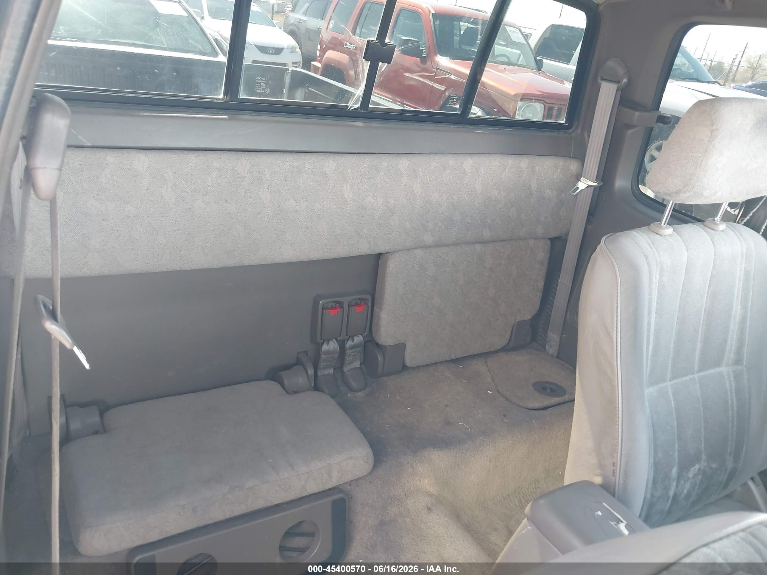 2000 Toyota Tacoma Prerunner V6 White vin: 4TASN92N0YZ644785