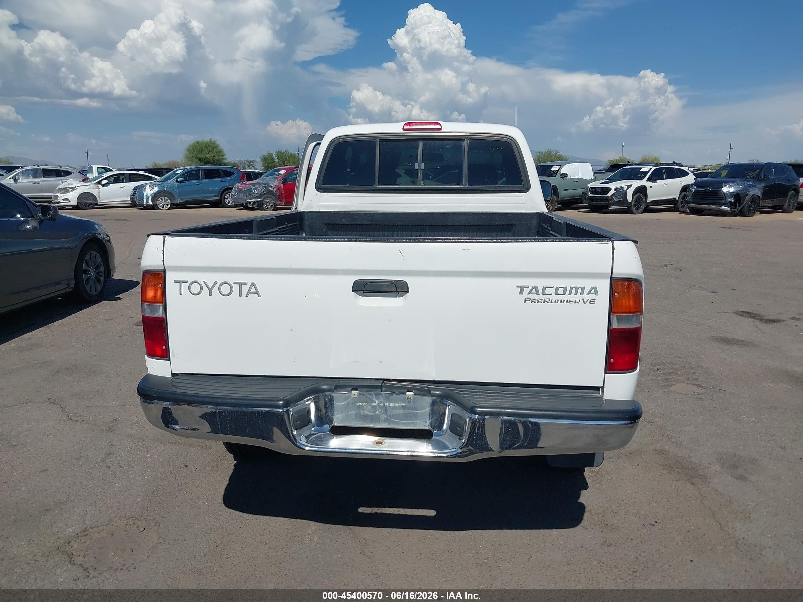 2000 Toyota Tacoma Prerunner V6 White vin: 4TASN92N0YZ644785
