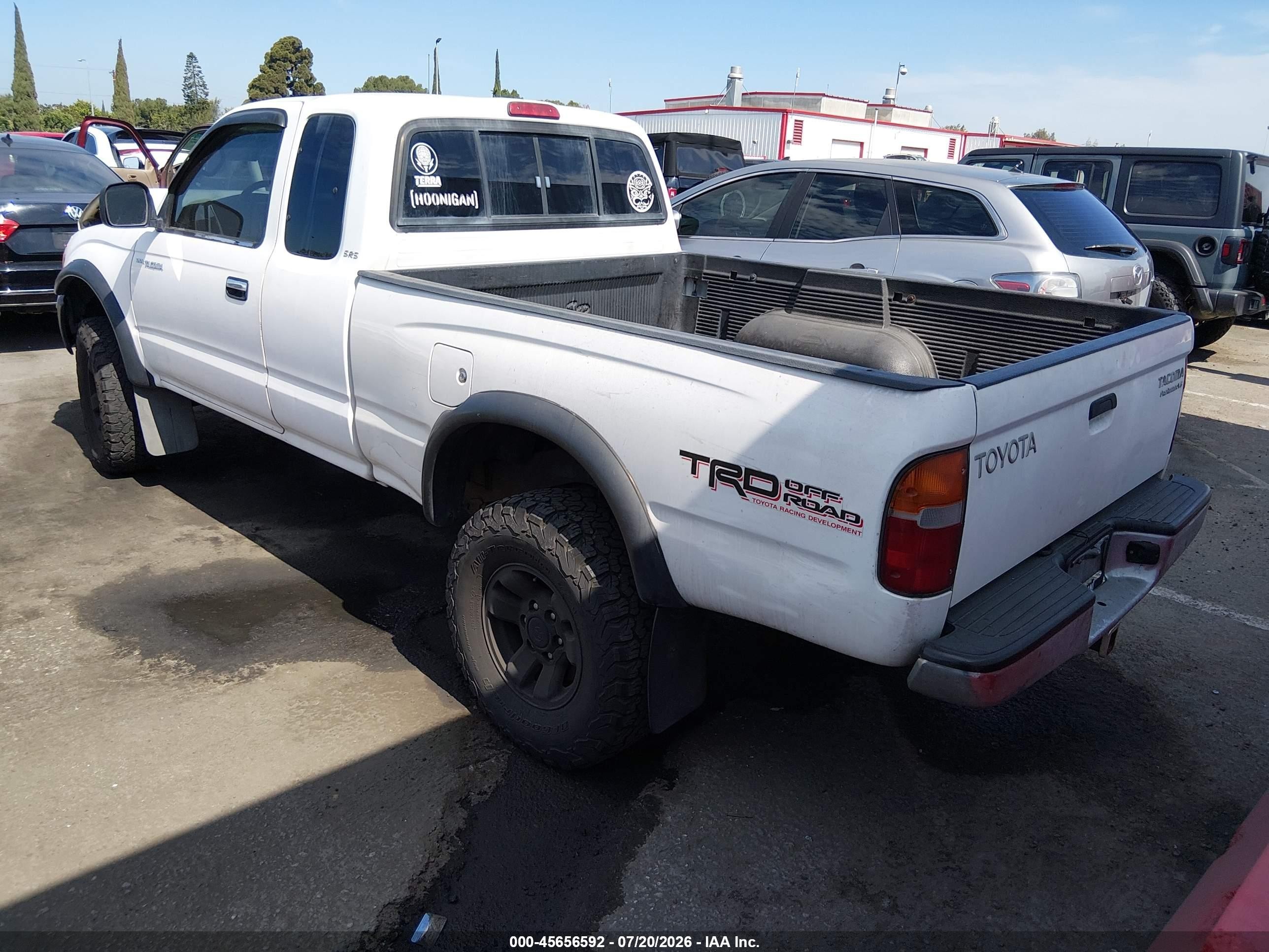 2000 Toyota Tacoma Prerunner V6 White vin: 4TASN92N1YZ618275