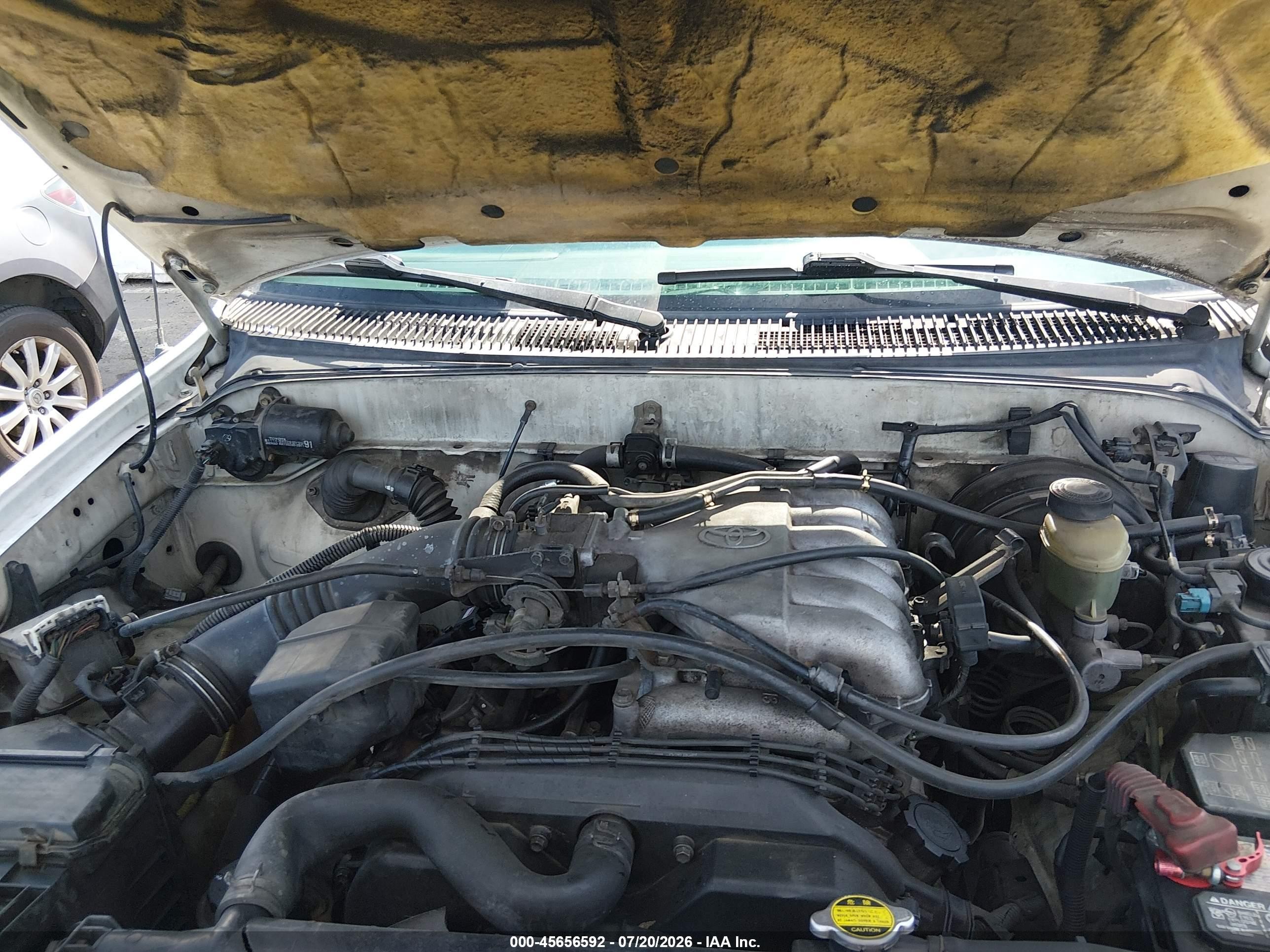 2000 Toyota Tacoma Prerunner V6 White vin: 4TASN92N1YZ618275