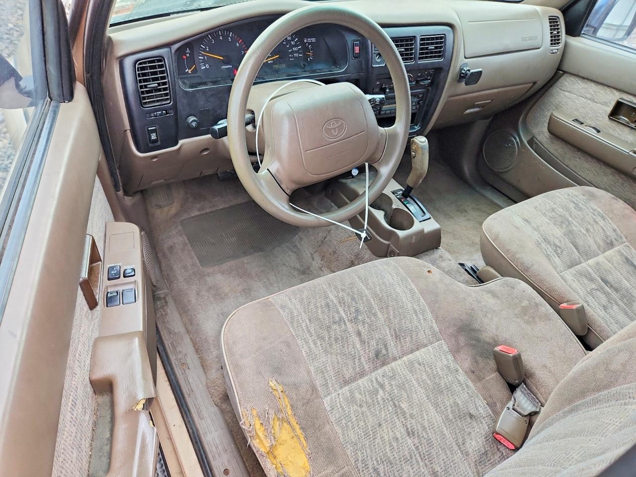 1999 Toyota Tacoma Xtracab Prerunner Gold vin: 4TASN92N2XZ548915