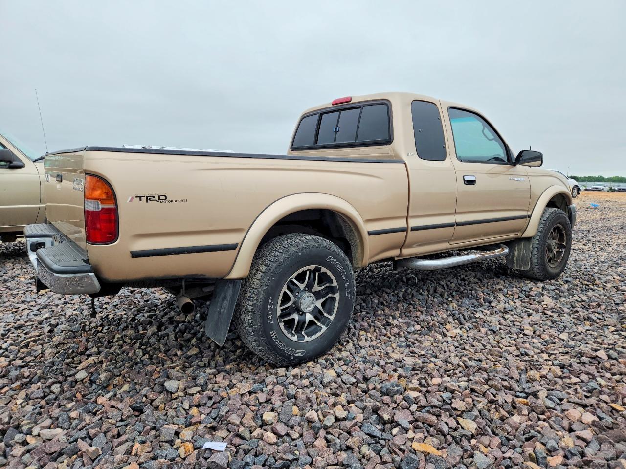 1999 Toyota Tacoma Xtracab Prerunner Gold vin: 4TASN92N2XZ548915