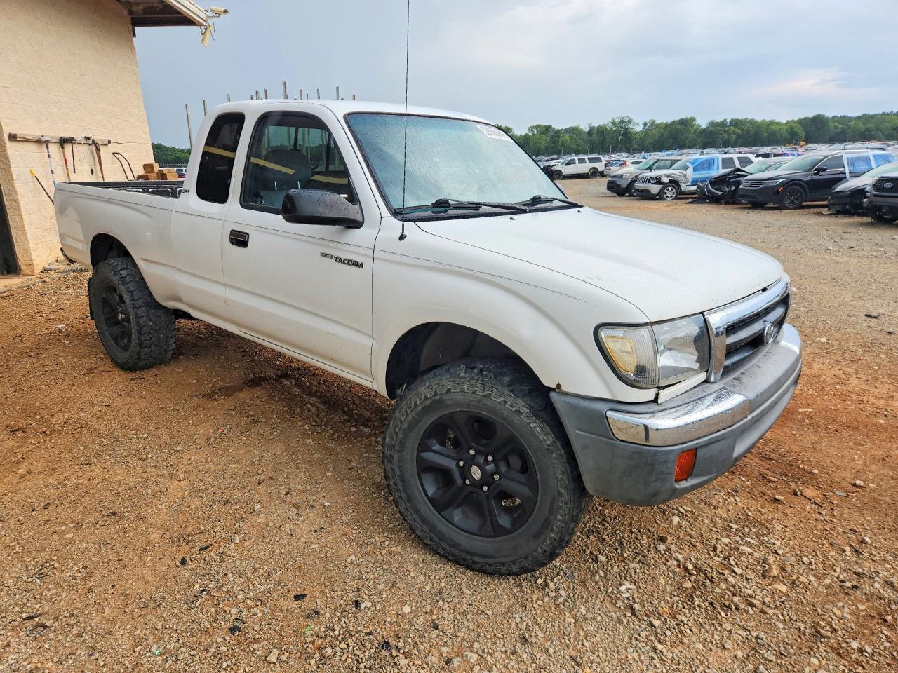 2000 Toyota Tacoma Xtracab Prerunner White vin: 4TASN92N3YZ578278