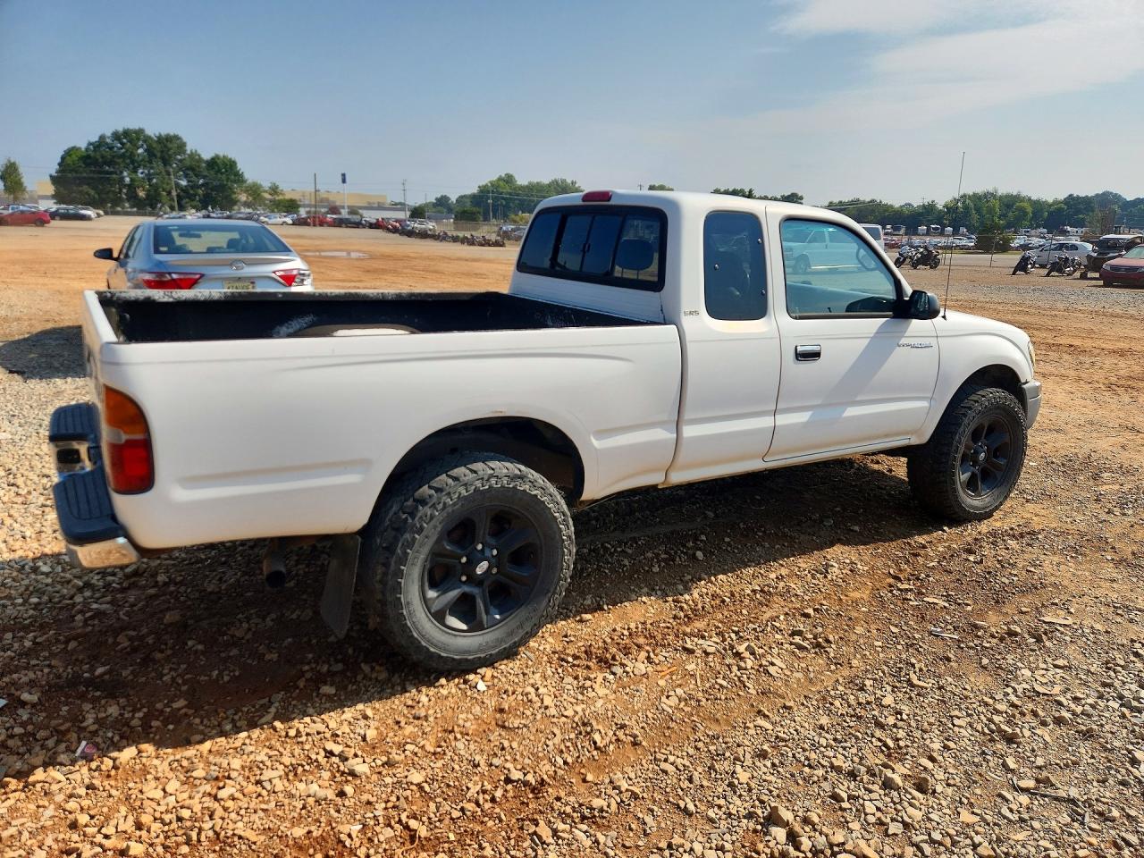 2000 Toyota Tacoma Xtracab Prerunner White vin: 4TASN92N3YZ578278