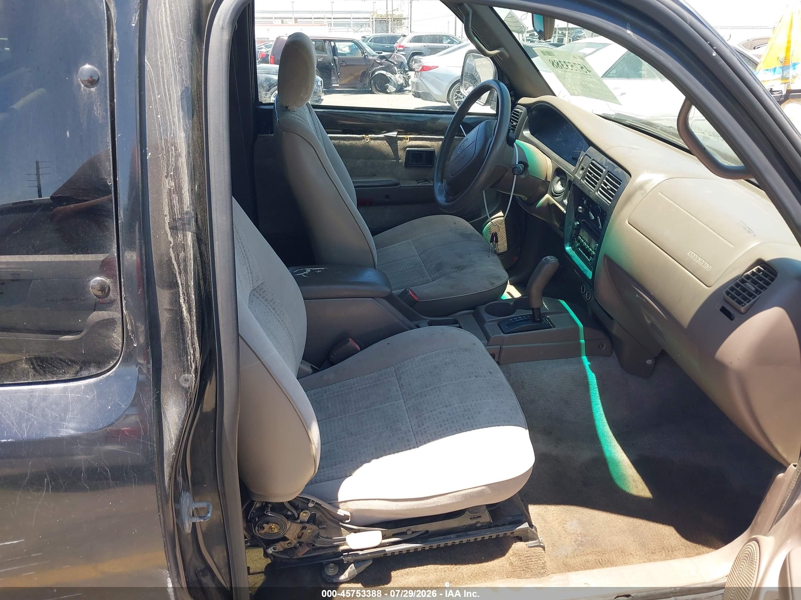 2000 Toyota Tacoma Prerunner V6 Black vin: 4TASN92N3YZ612929