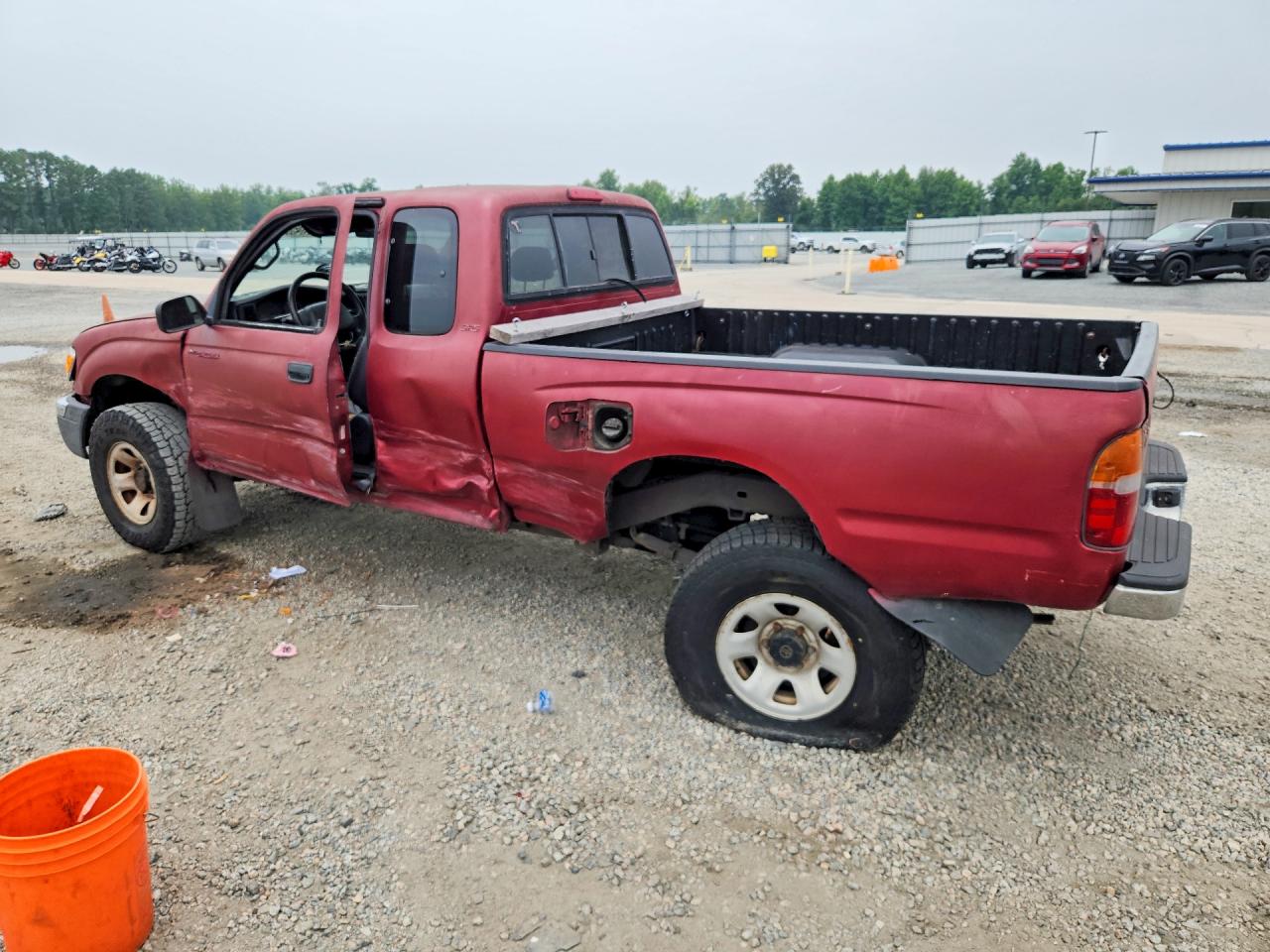 1999 Toyota Tacoma Xtracab Prerunner Burgundy vin: 4TASN92N5XZ444533