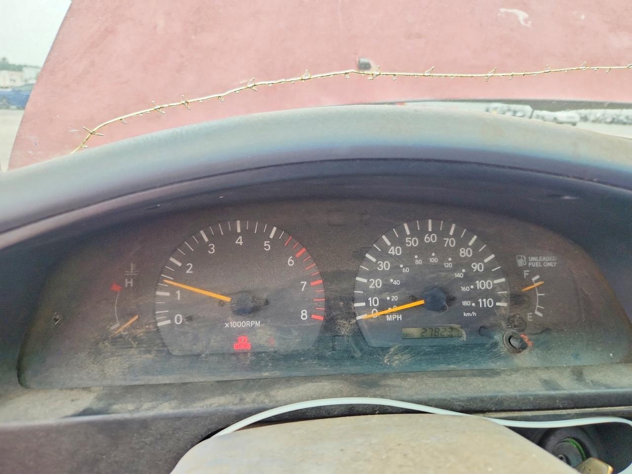 1999 Toyota Tacoma Xtracab Prerunner Burgundy vin: 4TASN92N5XZ444533