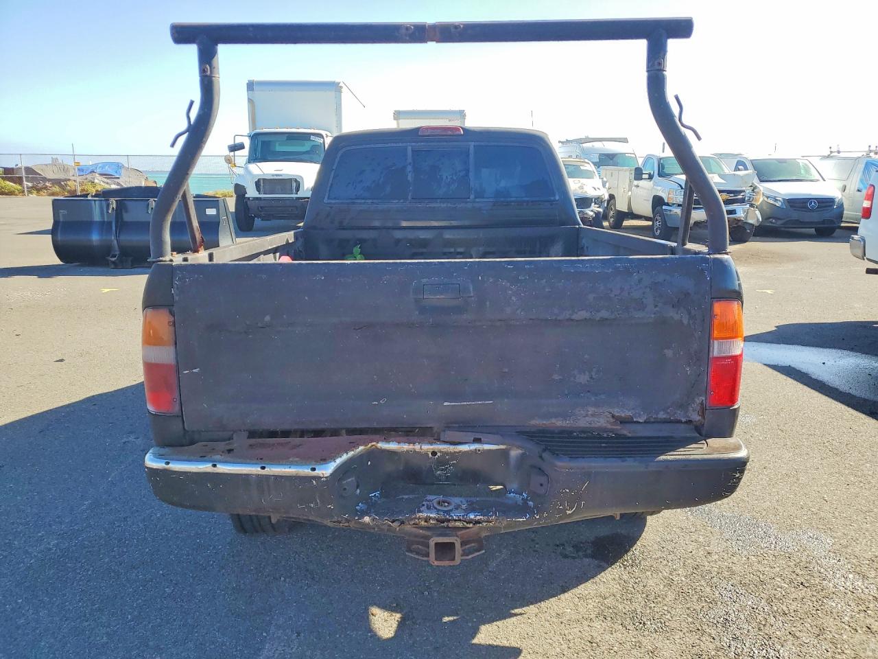 1998 Toyota Tacoma Xtracab Prerunner Черный vin: 4TASN92N6WZ145745