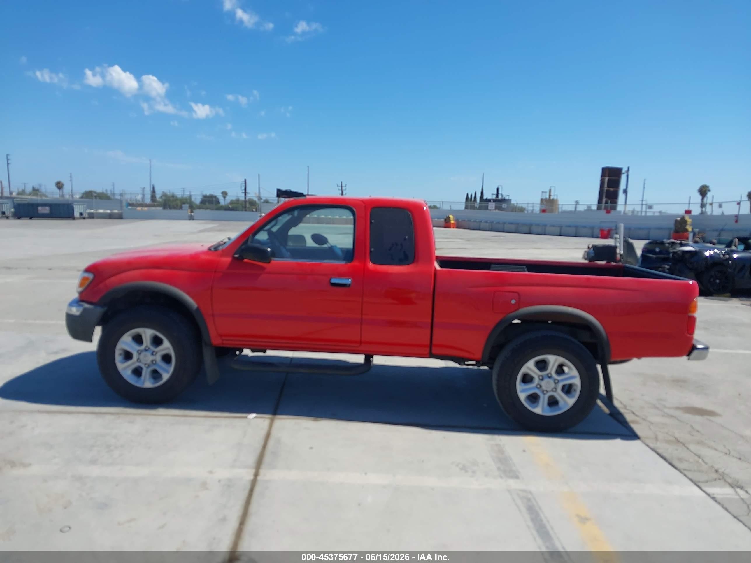 1999 Toyota Tacoma Prerunner V6 Red vin: 4TASN92N6XZ560758