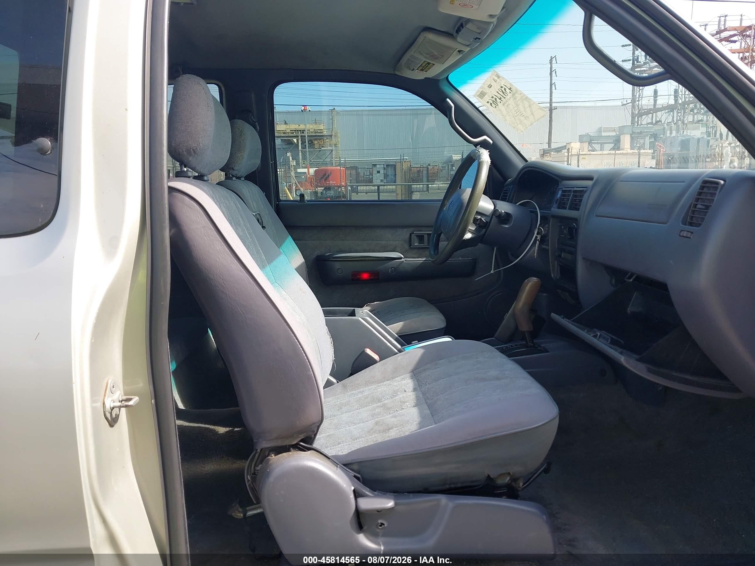 2000 Toyota Tacoma Prerunner V6 Gold vin: 4TASN92N6YZ631488