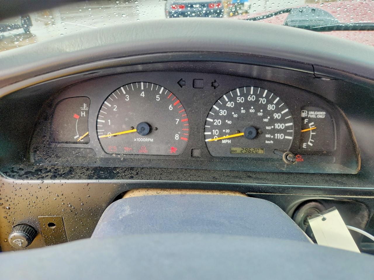 1998 Toyota Tacoma Xtracab Prerunner Burgundy vin: 4TASN92N7WZ161307