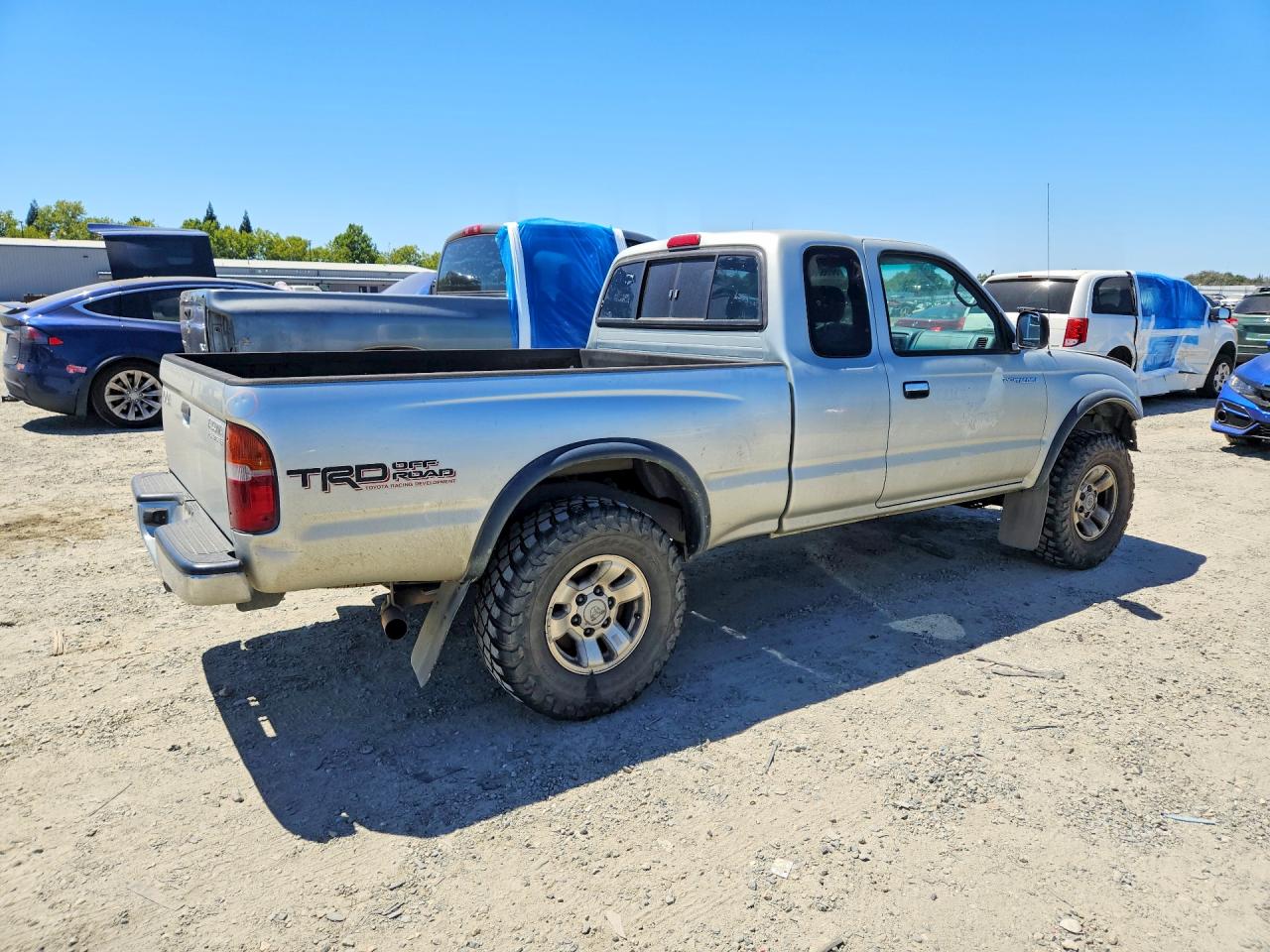 2000 Toyota Tacoma Xtracab Prerunner Silver vin: 4TASN92N7YZ617700