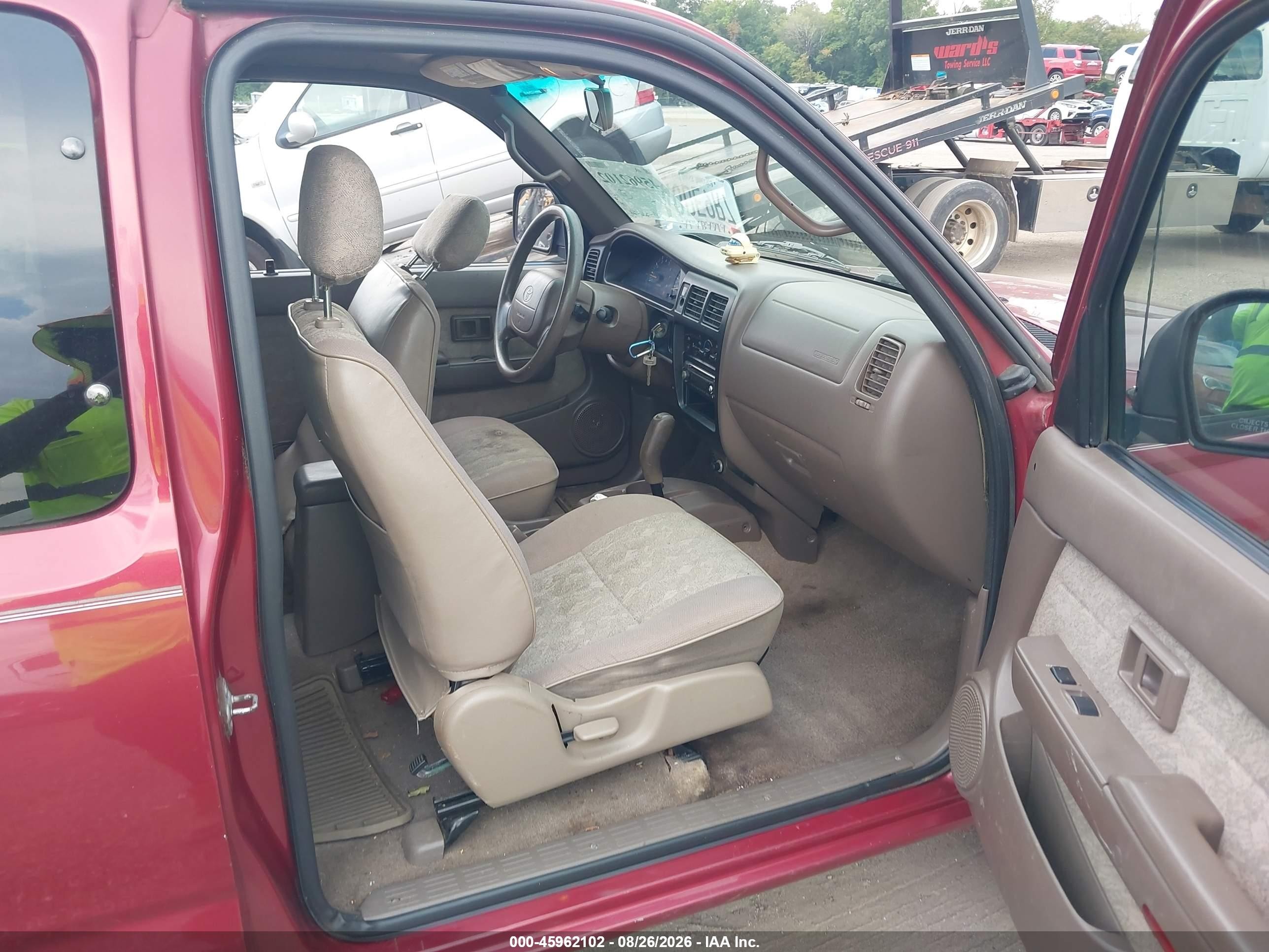 2000 Toyota Tacoma Prerunner V6 Красный vin: 4TASN92N7YZ633427