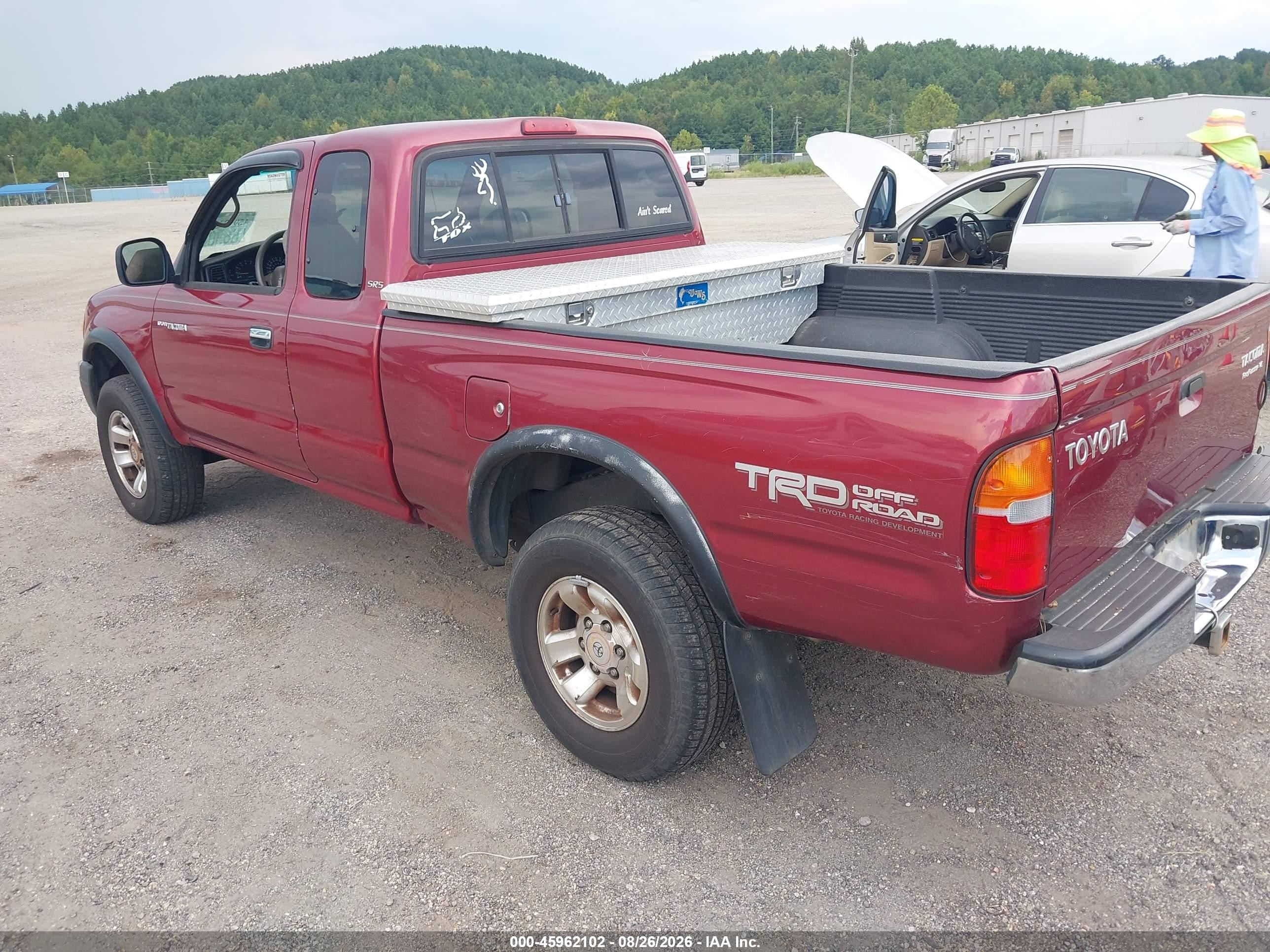 2000 Toyota Tacoma Prerunner V6 Красный vin: 4TASN92N7YZ633427