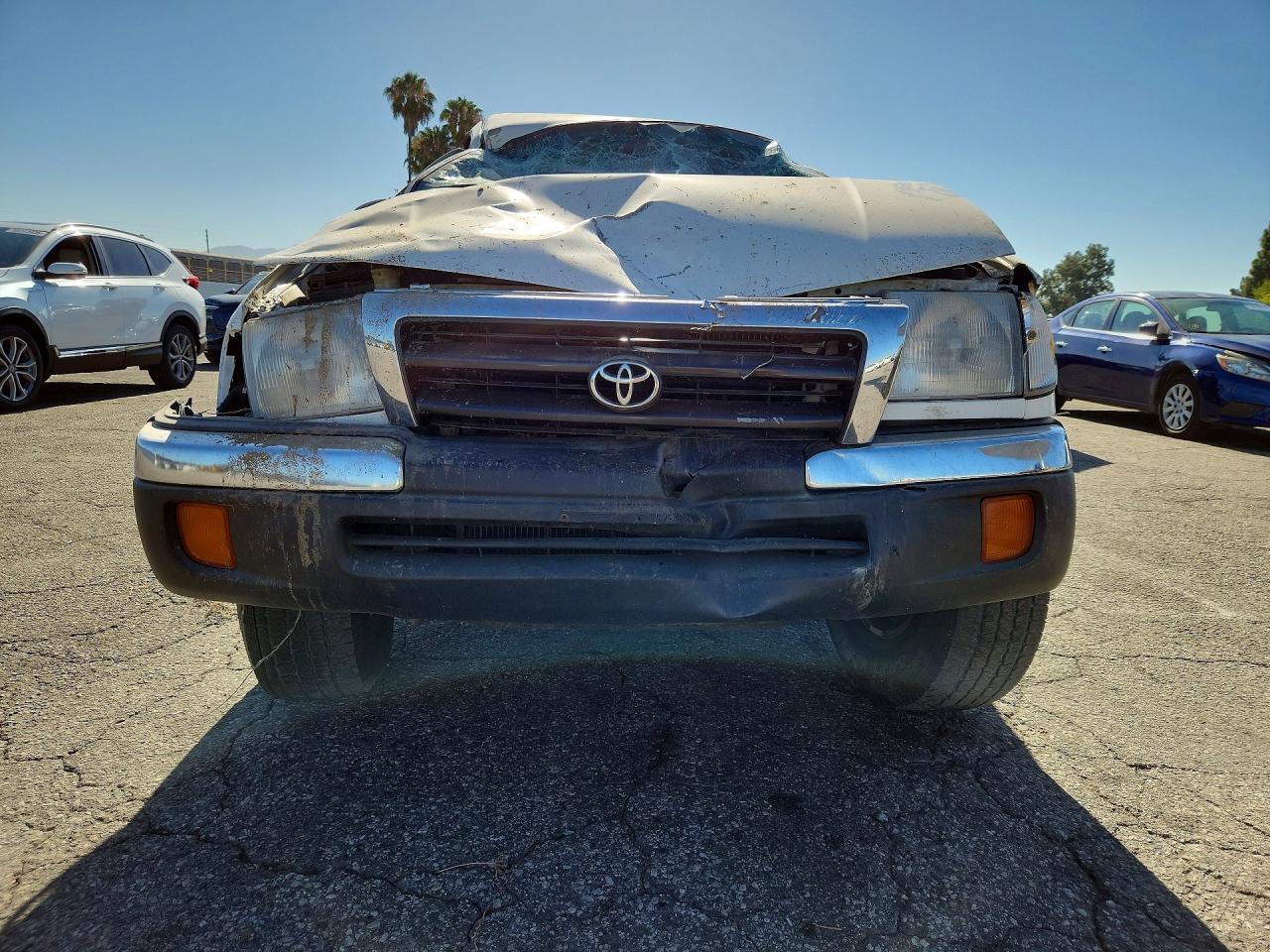 2000 Toyota Tacoma Xtracab Prerunner White vin: 4TASN92N9YZ604849