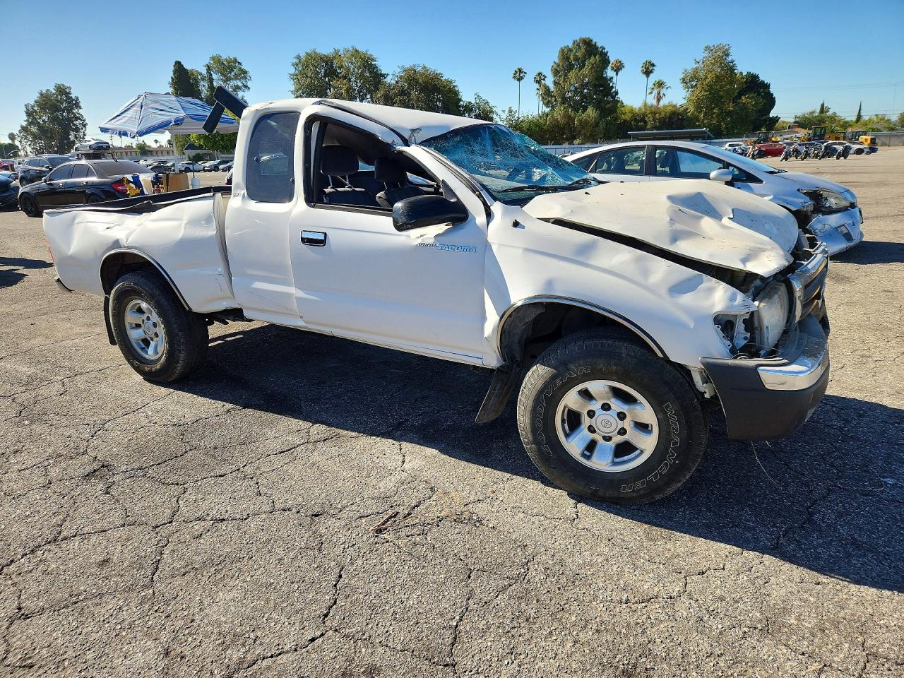 2000 Toyota Tacoma Xtracab Prerunner White vin: 4TASN92N9YZ604849